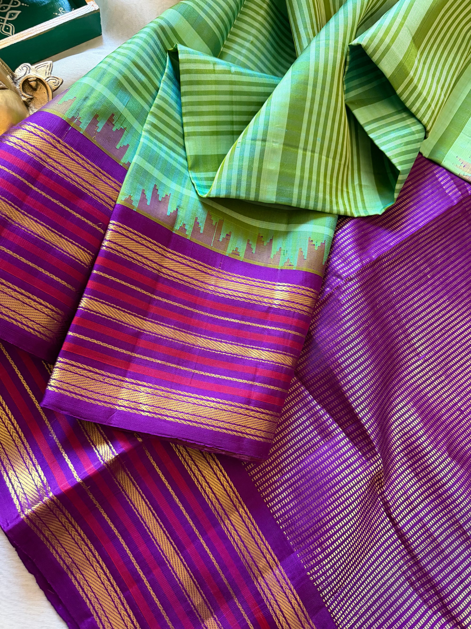 Kuttu Gadwal Silk