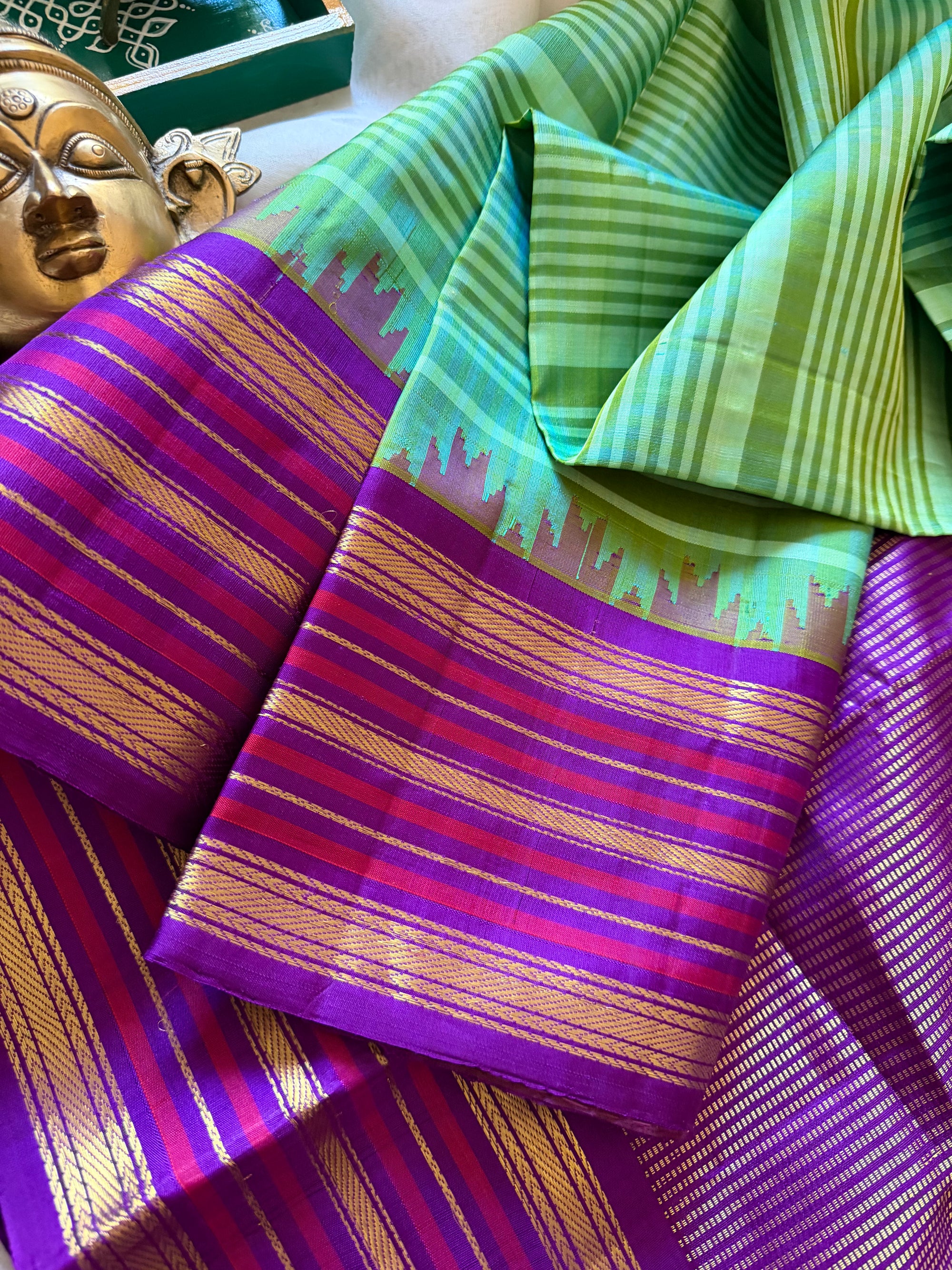 Kuttu Gadwal Silk