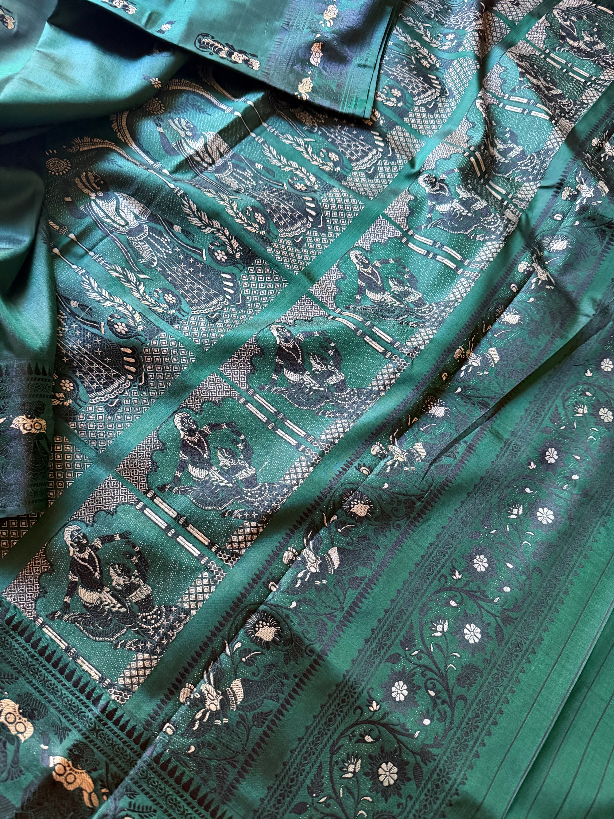 Baluchari Silk - Bottle Green