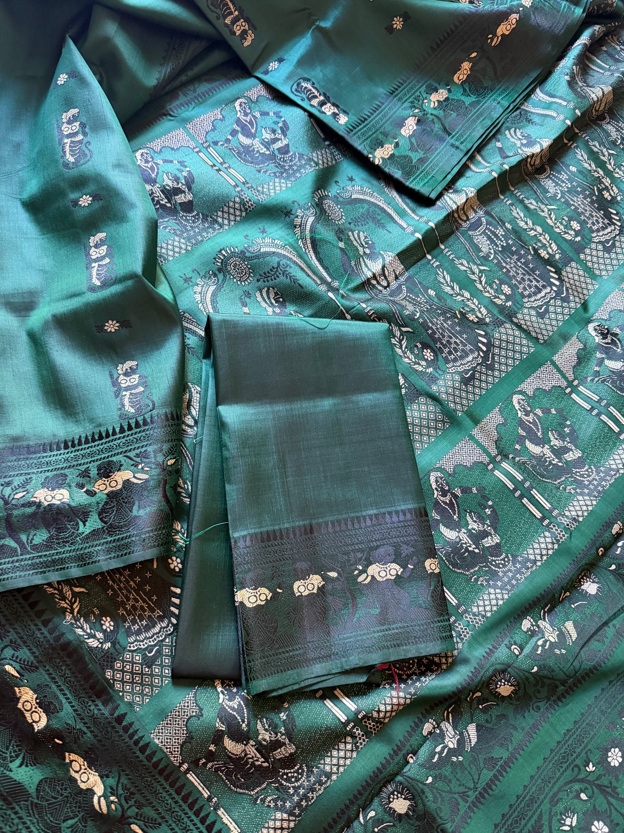 Baluchari Silk - Bottle Green