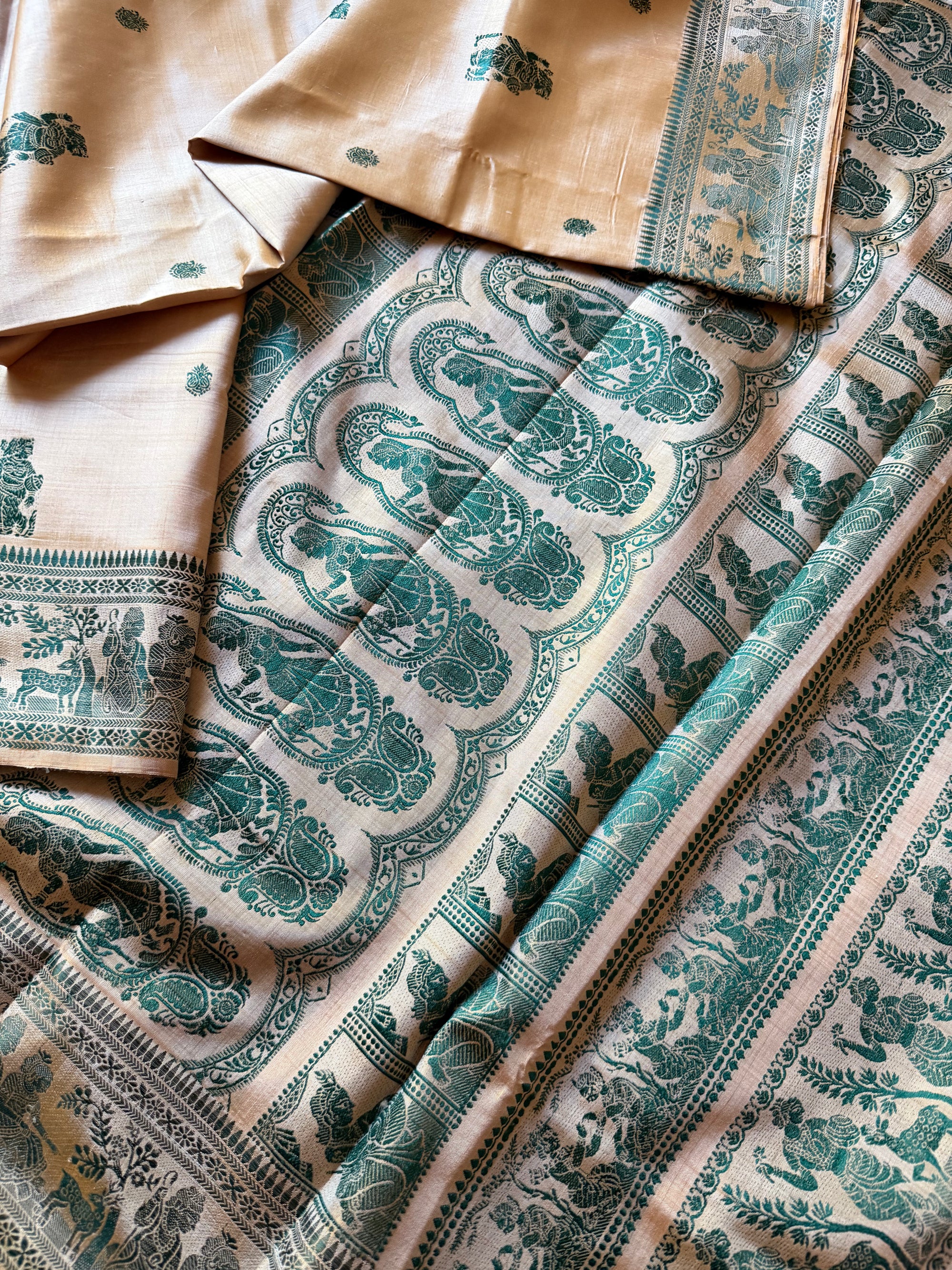 Baluchari Silk - Golden Biscuit