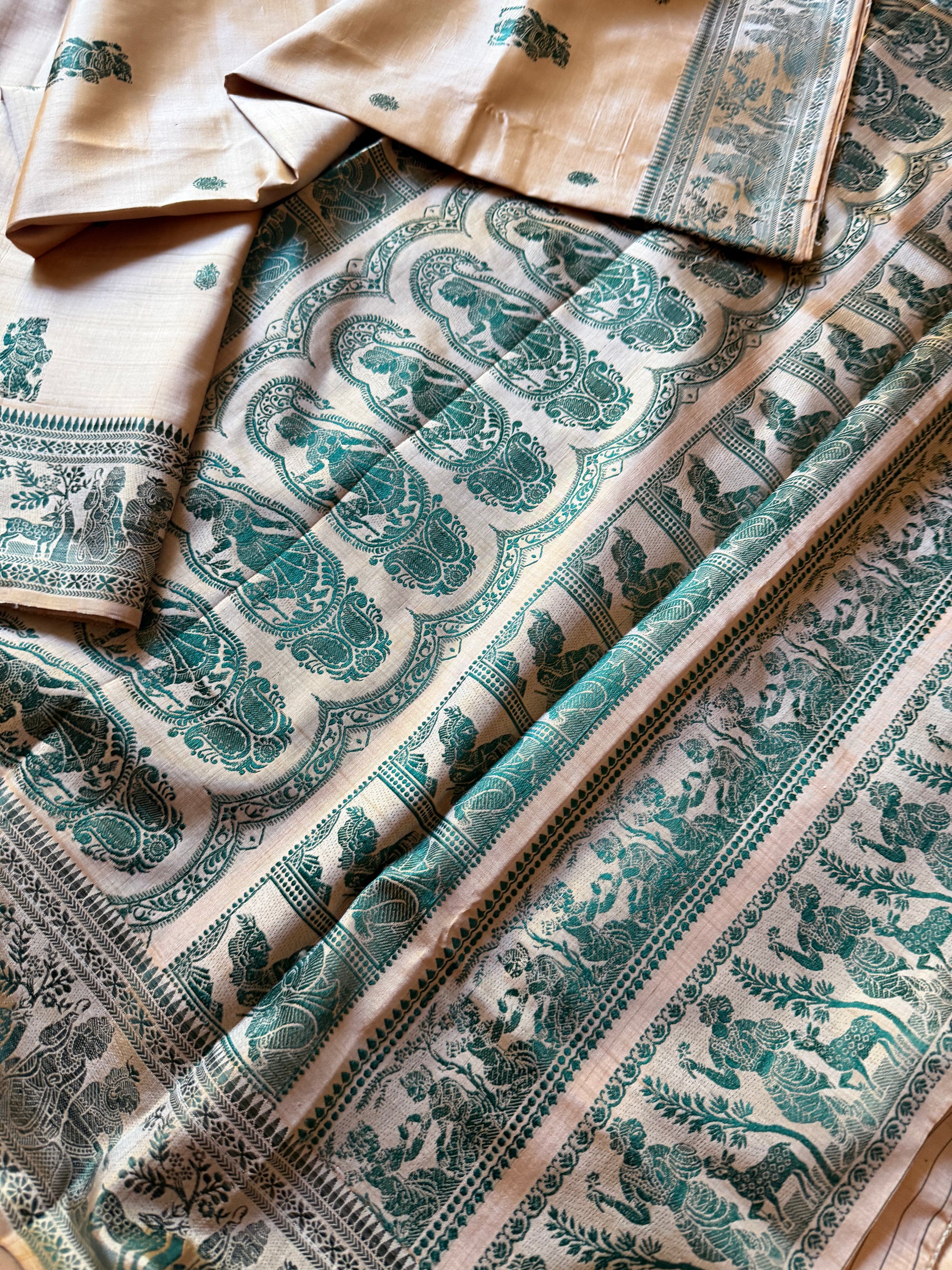Baluchari Silk - Golden Biscuit