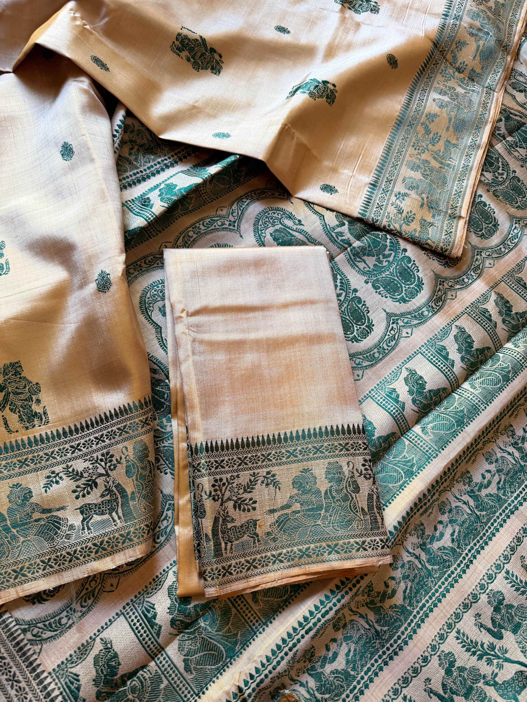 Baluchari Silk - Golden Biscuit