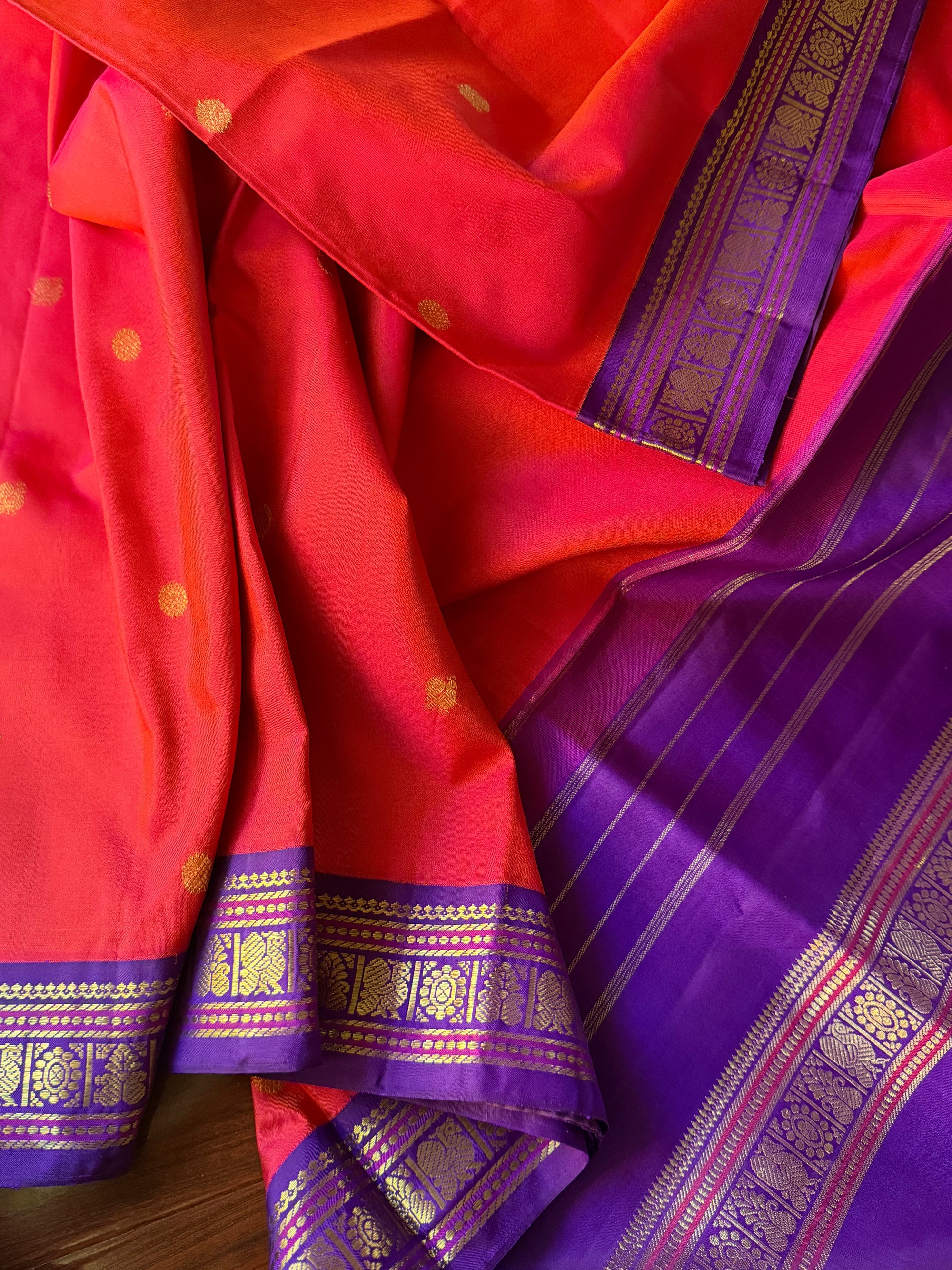 MYTHILI: Korvai Kanjivarams