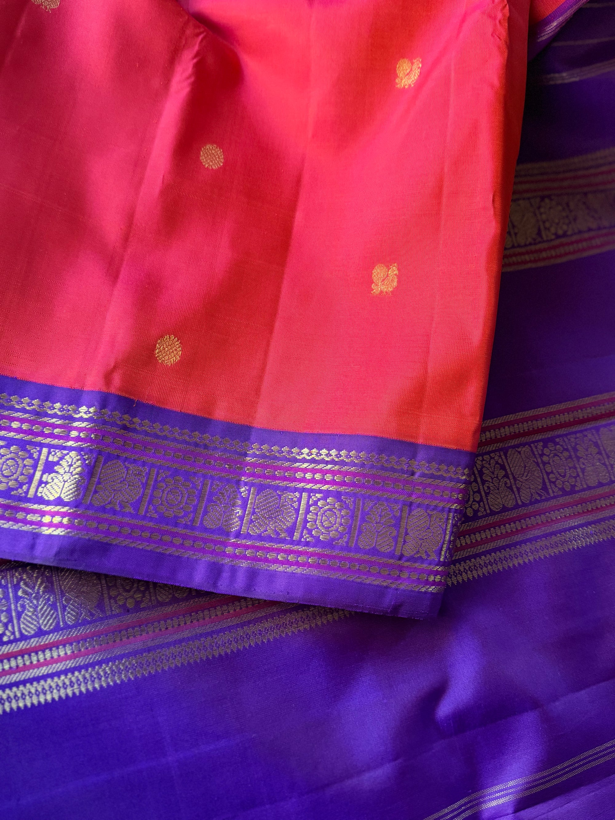 MYTHILI: Korvai Kanjivarams