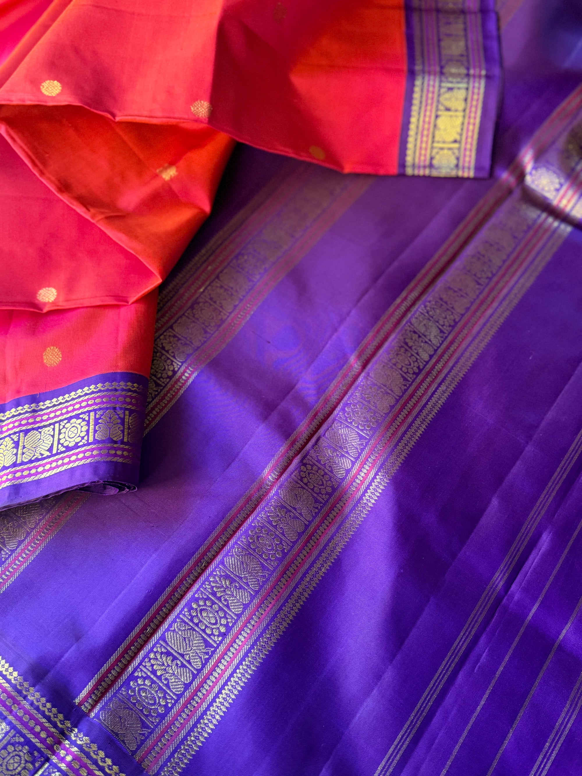 MYTHILI: Korvai Kanjivarams