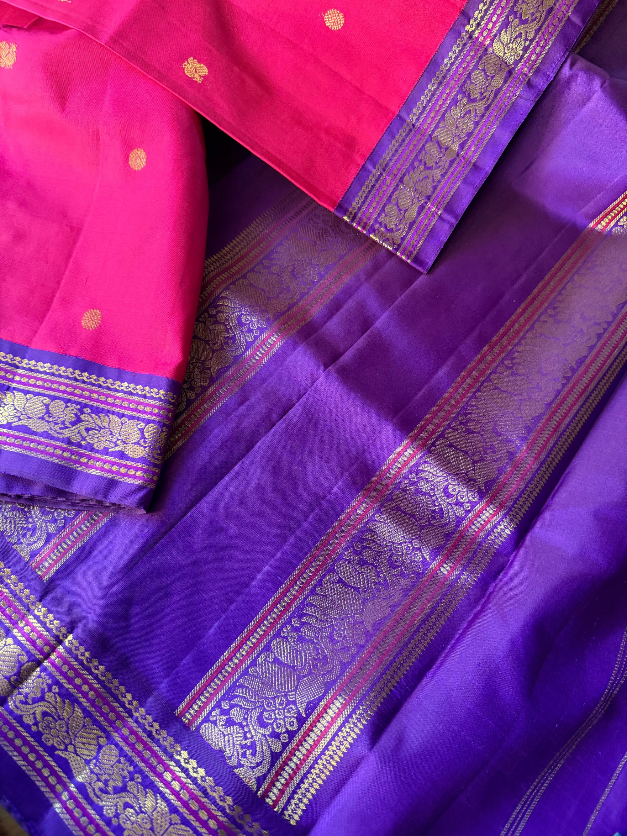 MYTHILI: Korvai Kanjivarams