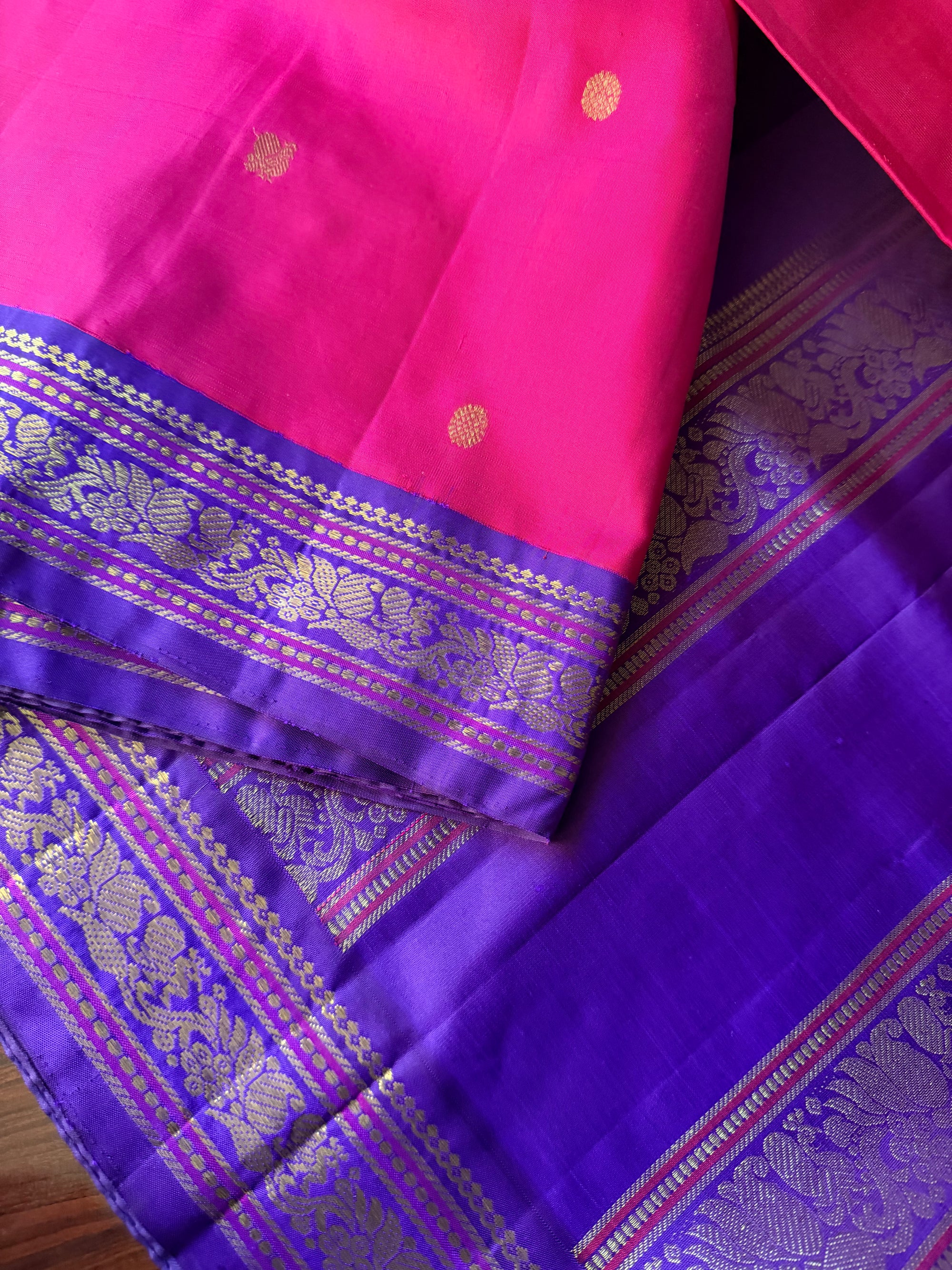 MYTHILI: Korvai Kanjivarams