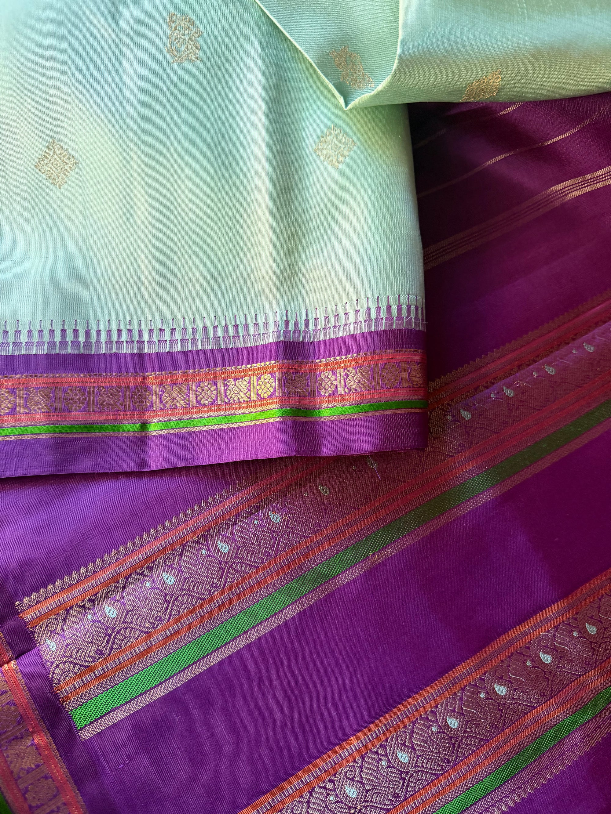 MAATHEY: Small border Korvai Kanjivaram