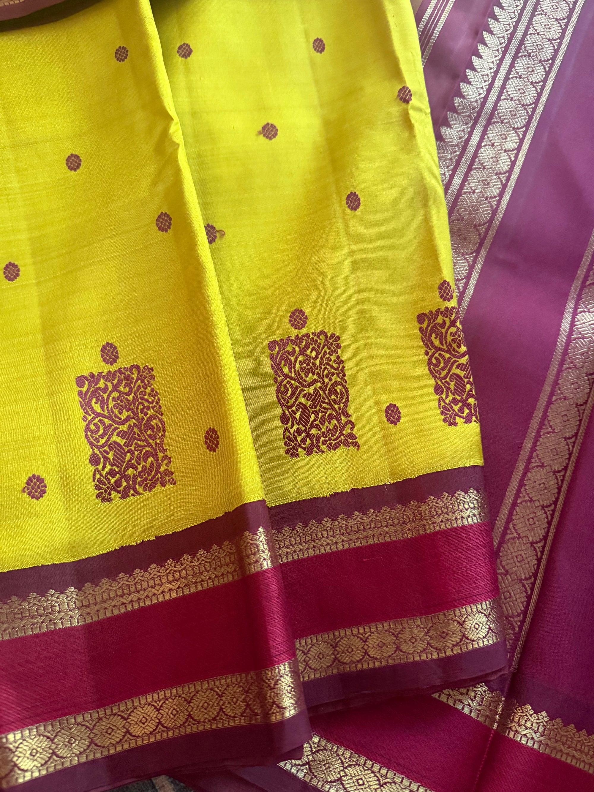 MYTHILI:  Vintage Inspired Korvai Kanjivaram with beetu butta (Sampanga)