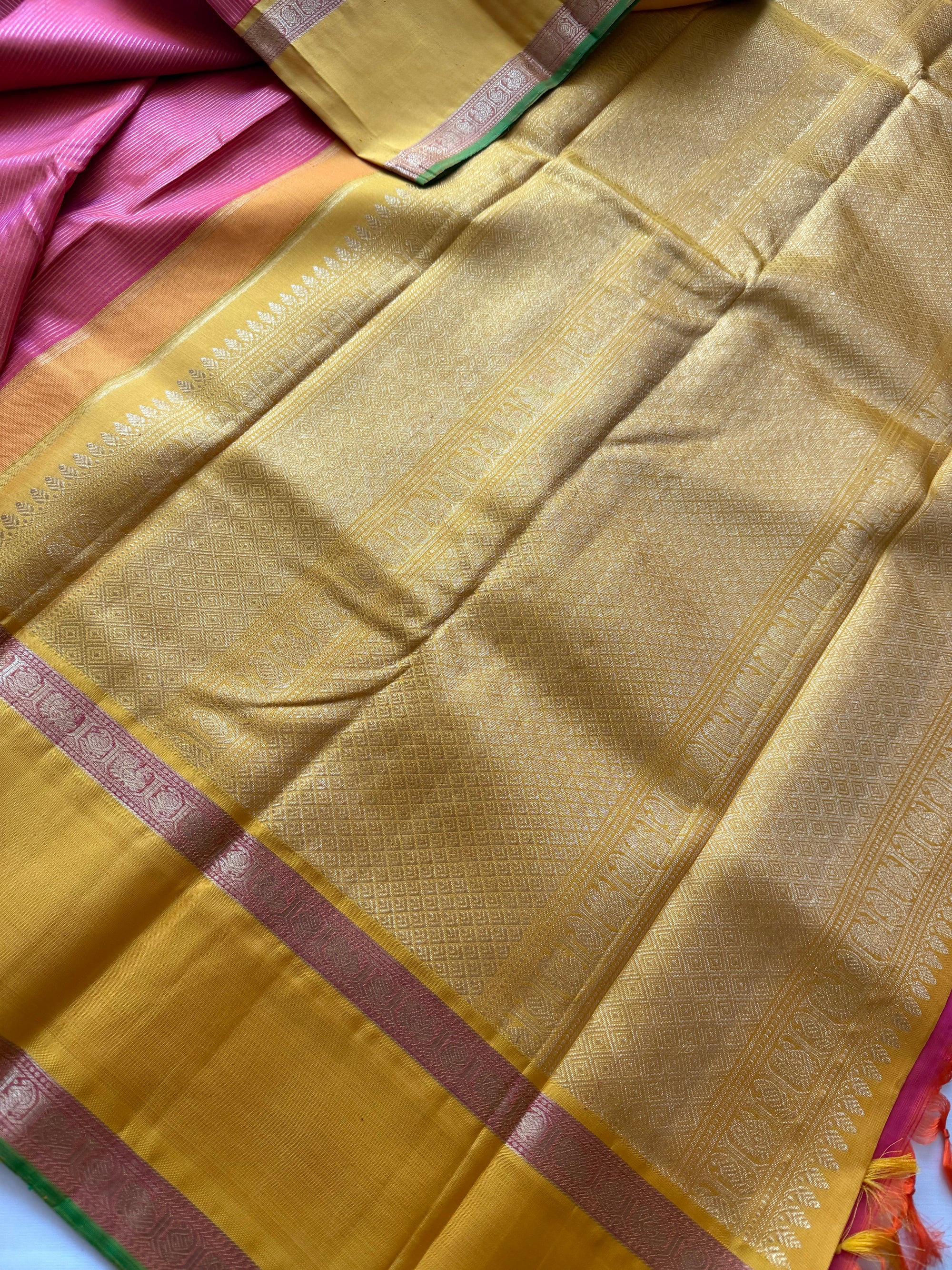 MYTHILI: Vertical Oosi striped Korvai Kanjivaram