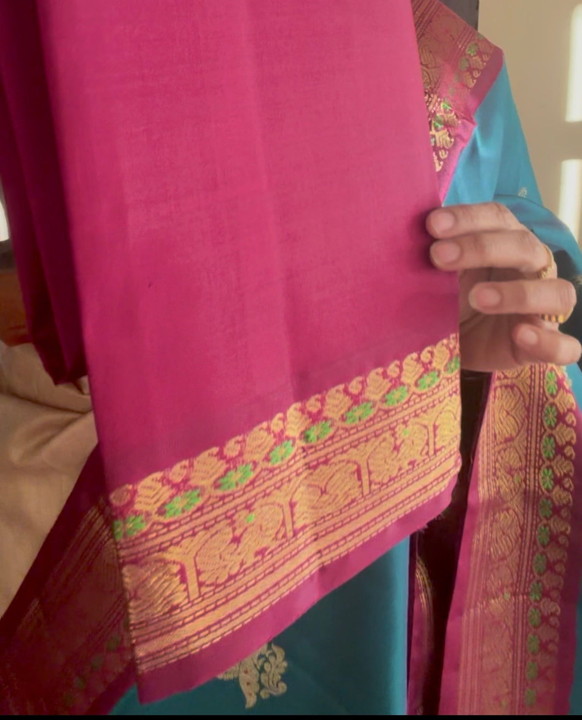 MYTHILI:   Korvai Kanjivaram Silk