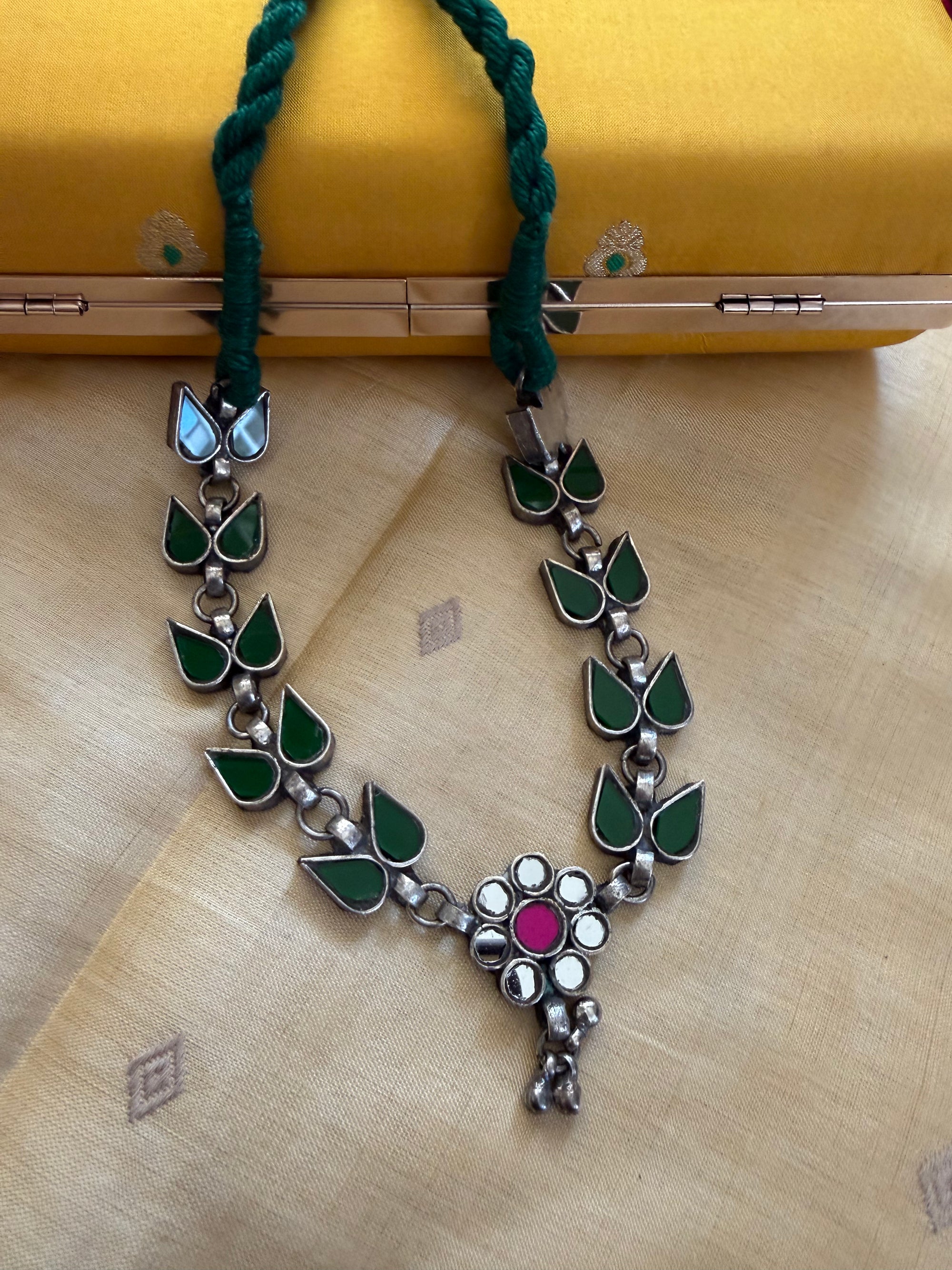 SILVER TONED JEWELRY : Glass Necklace (Green + Pink)