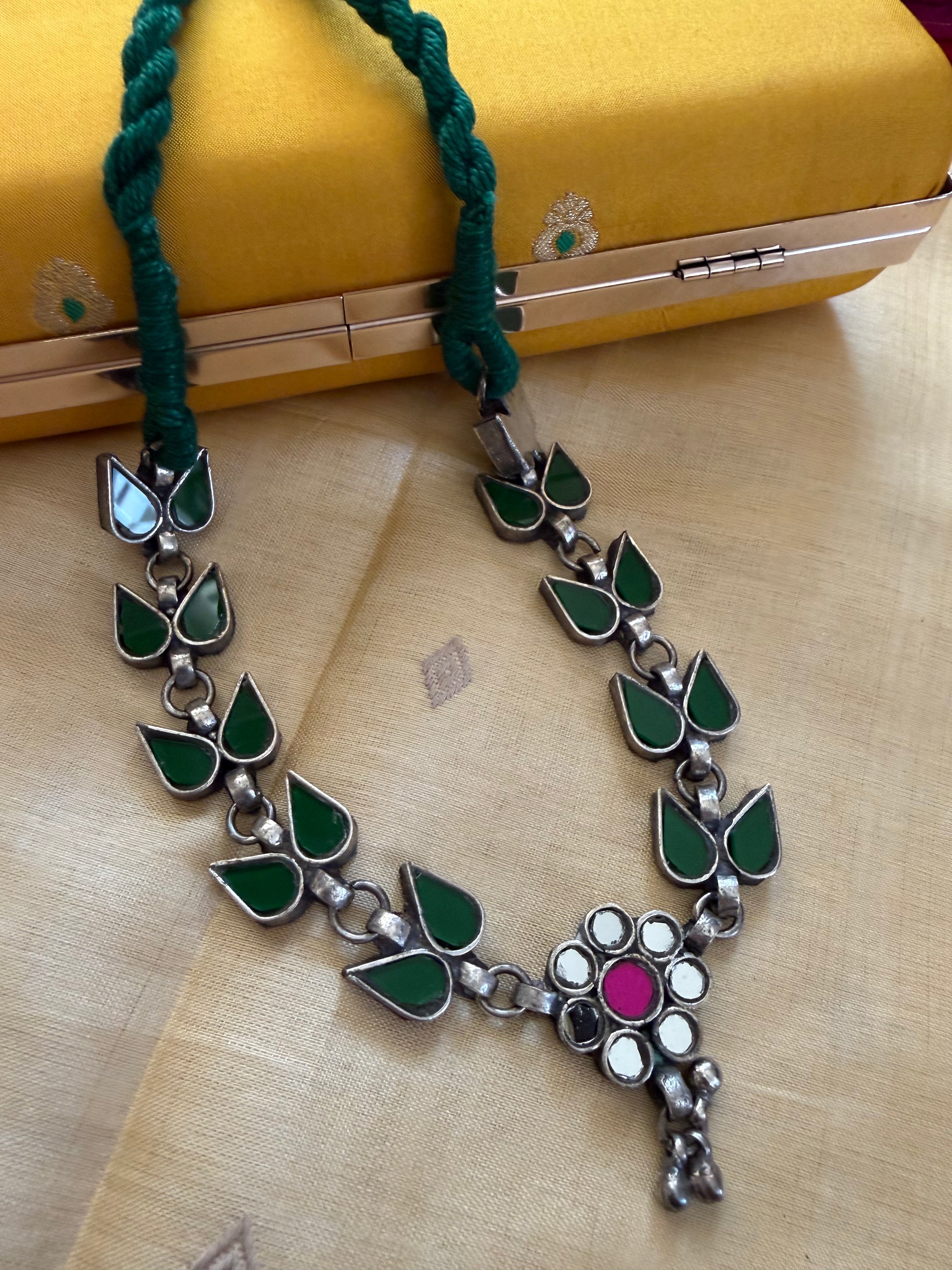 SILVER TONED JEWELRY : Glass Necklace (Green + Pink)