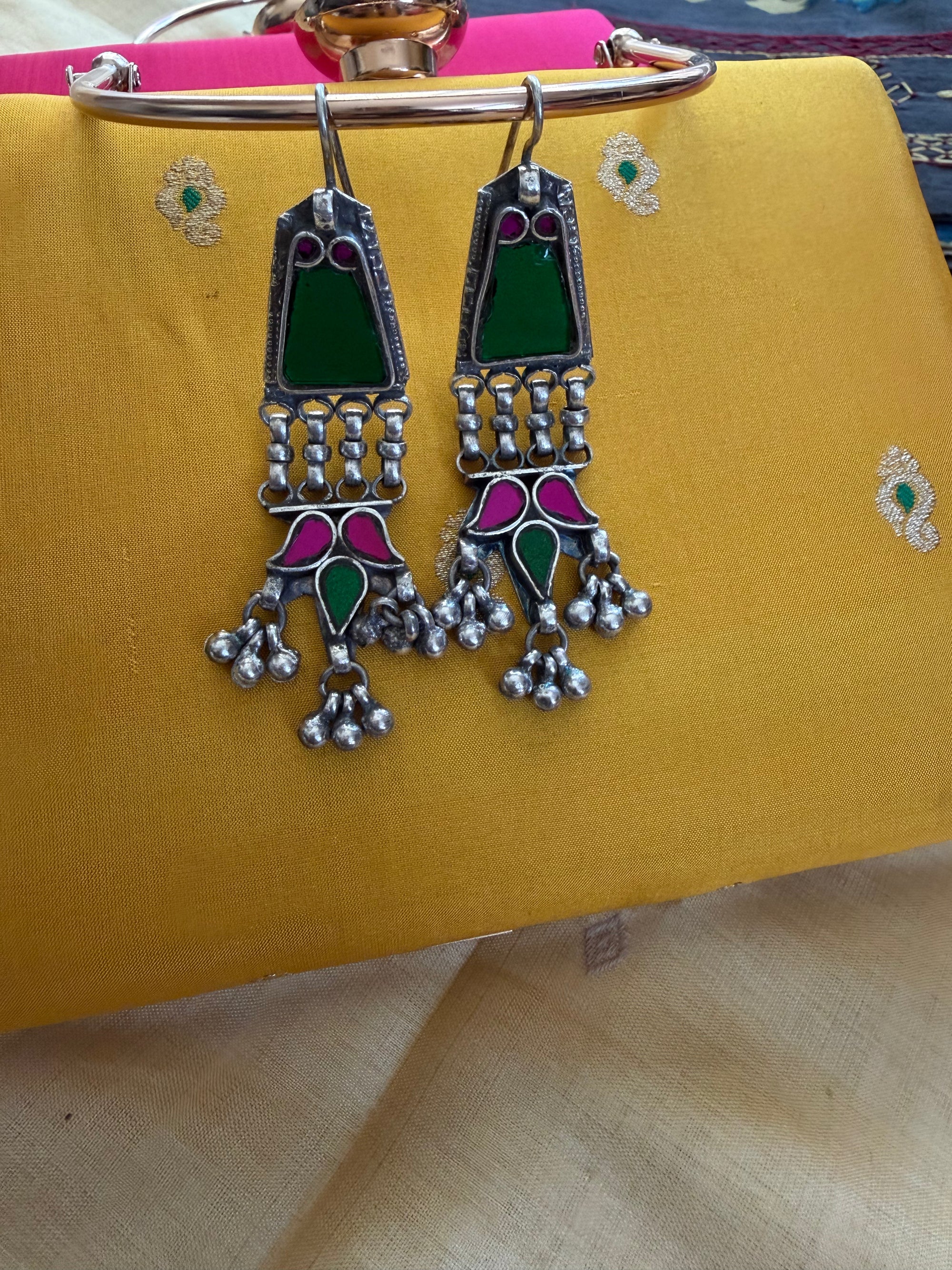SILVER TONED JEWELRY : Glass Earrings (Green &amp; Pink)
