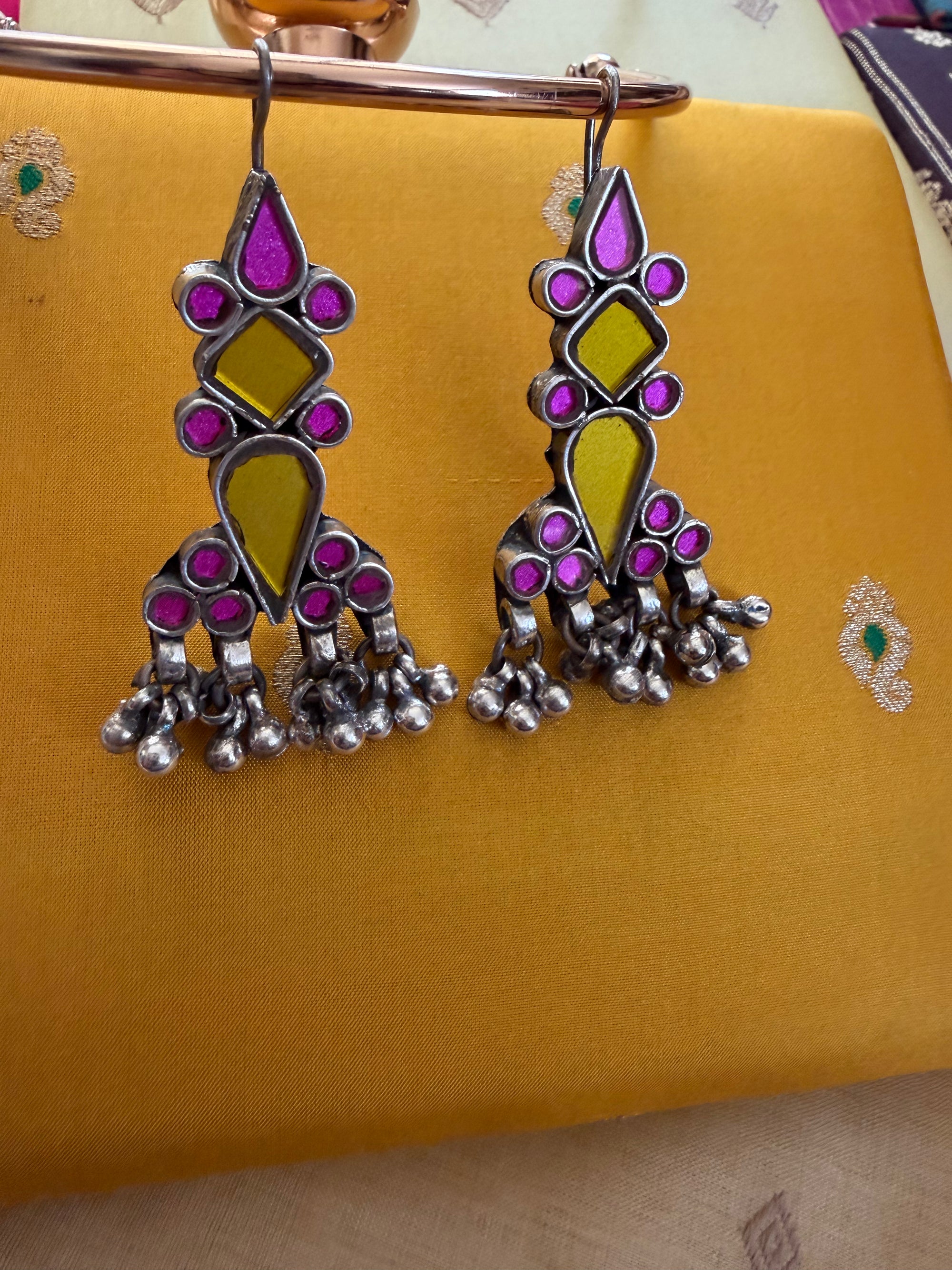 SILVER TONED JEWELRY : Glass Earrings (Yellow &amp; Pink)