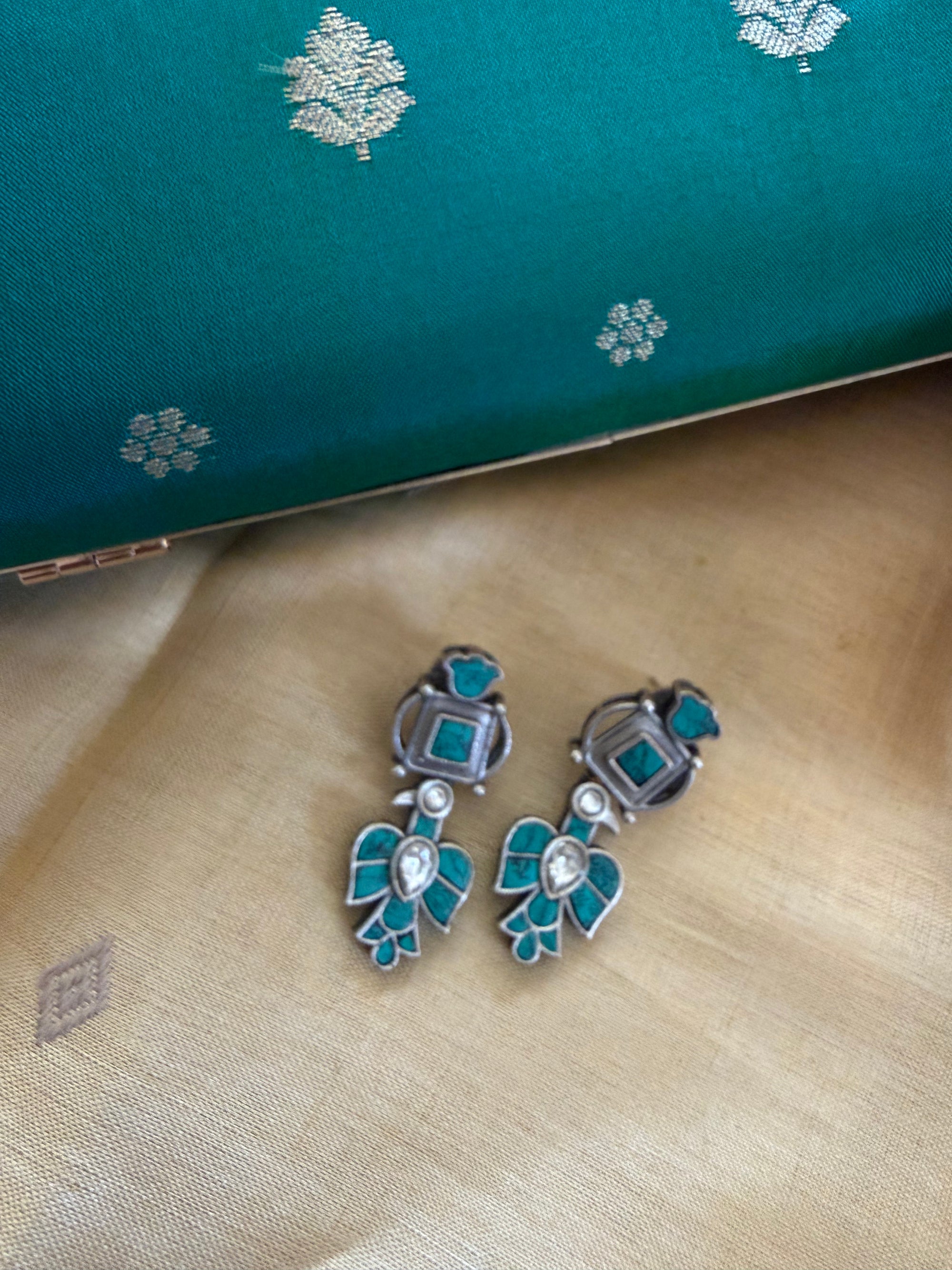 SILVER TONED JEWELRY : Kundan Earrings with bird drops