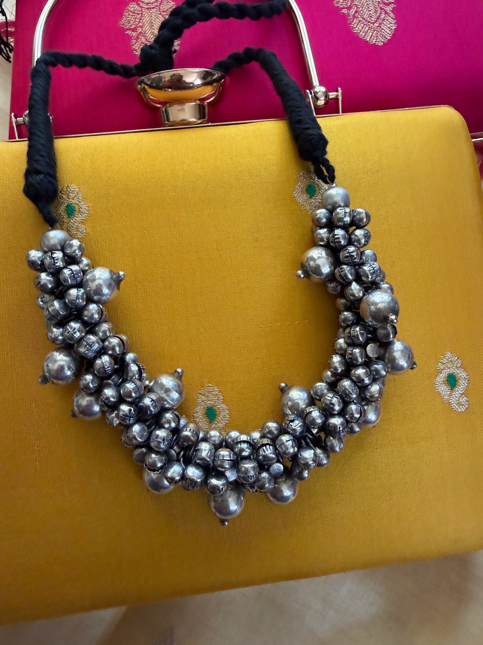 SILVER TONED JEWELRY : Ghunguroo