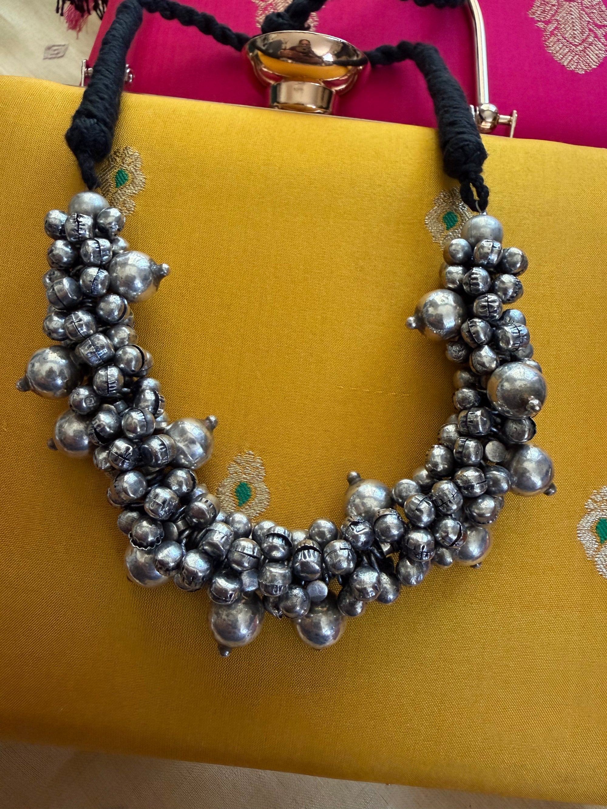 SILVER TONED JEWELRY : Ghunguroo
