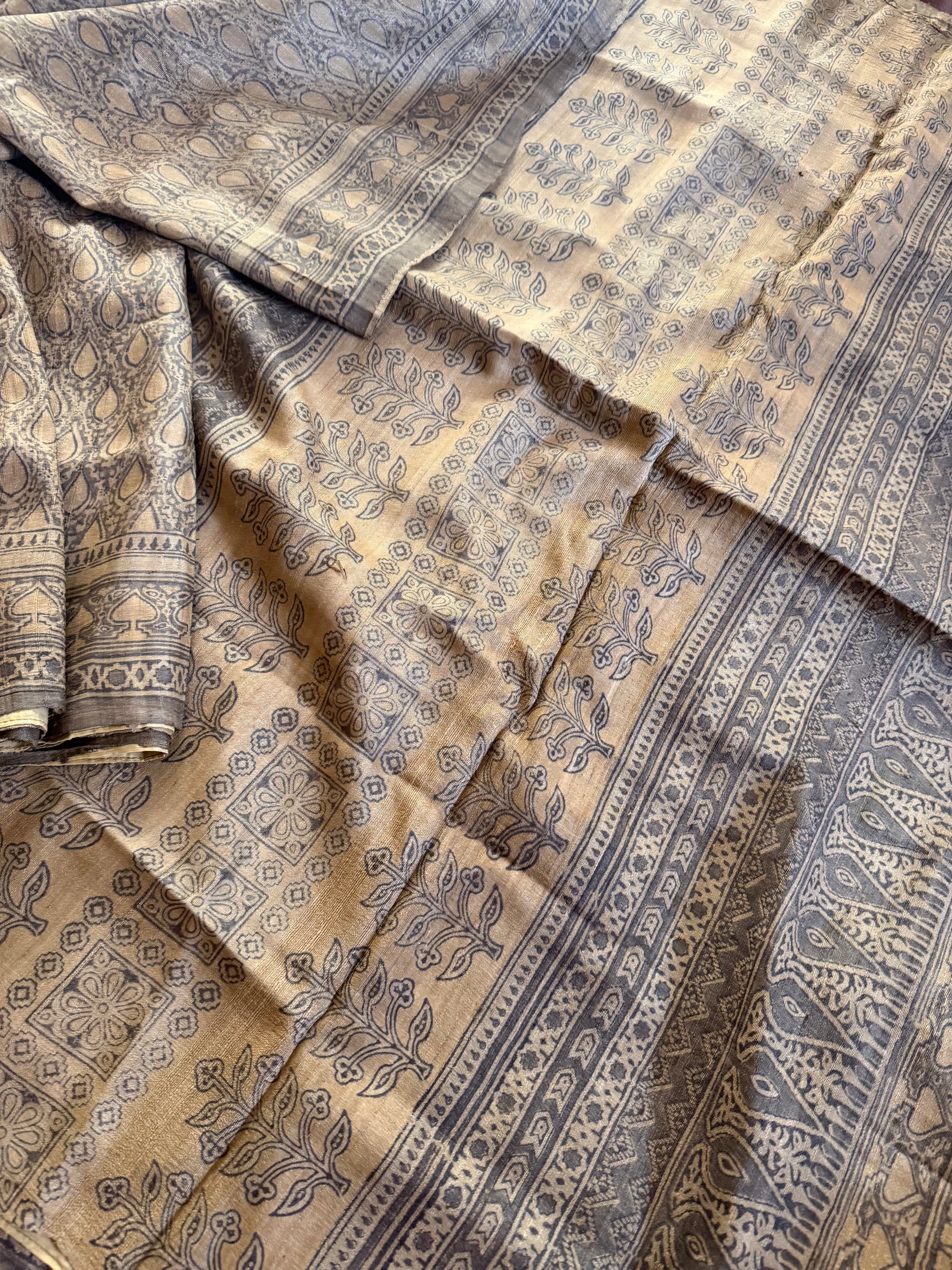 Blockprinted Kodalikaruppur - Tussar