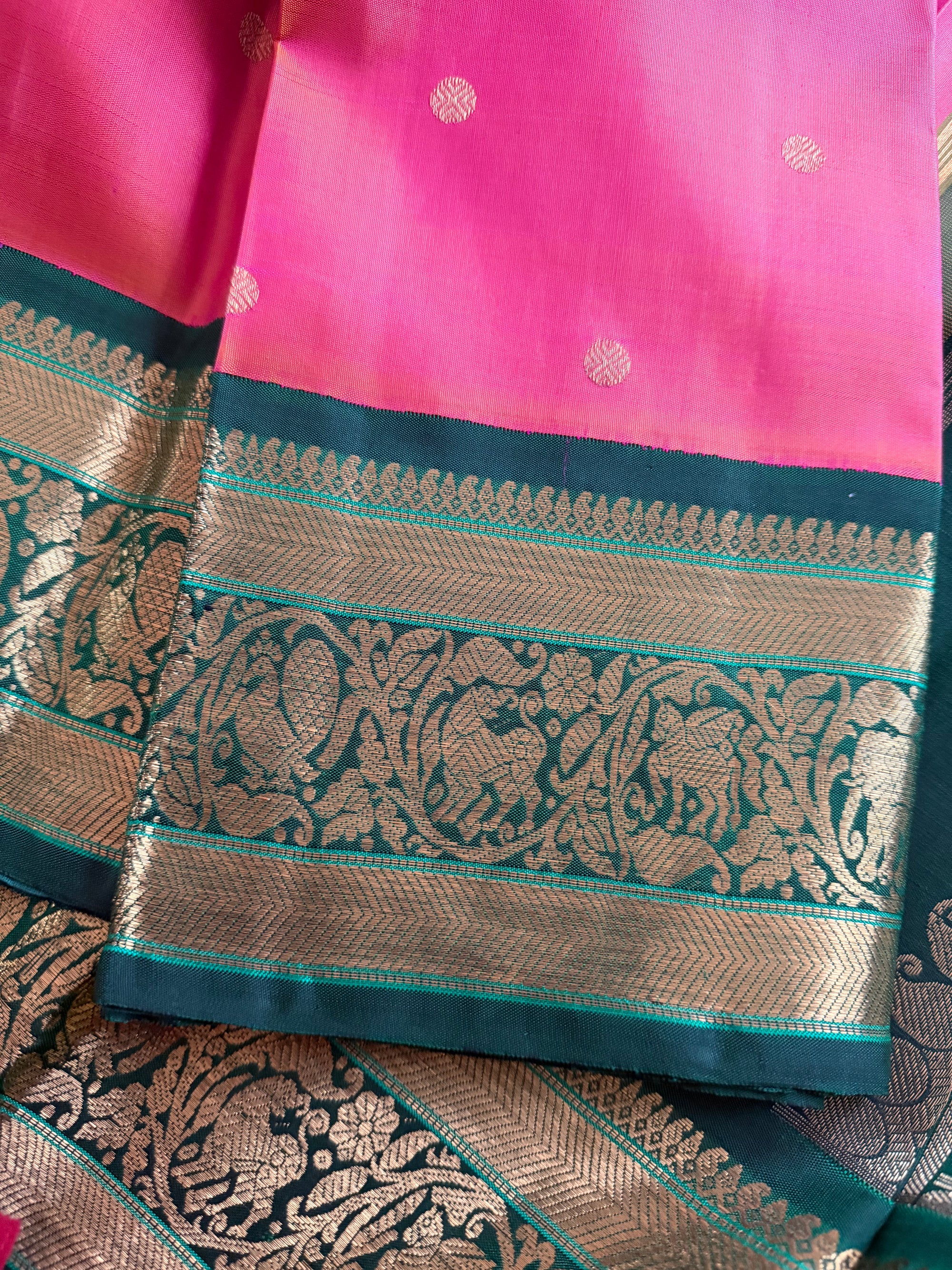 MYTHILI:   Korvai Kanjivaram Silk (Shot Rose Gold + Green)