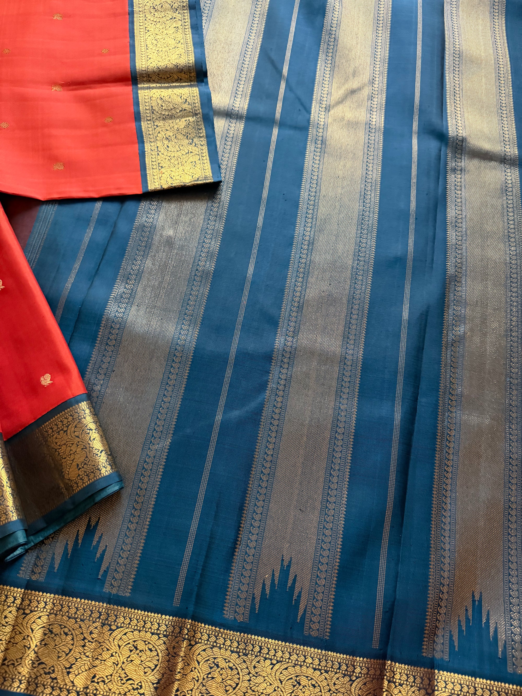 MYTHILI:  Rust Orange + Teal