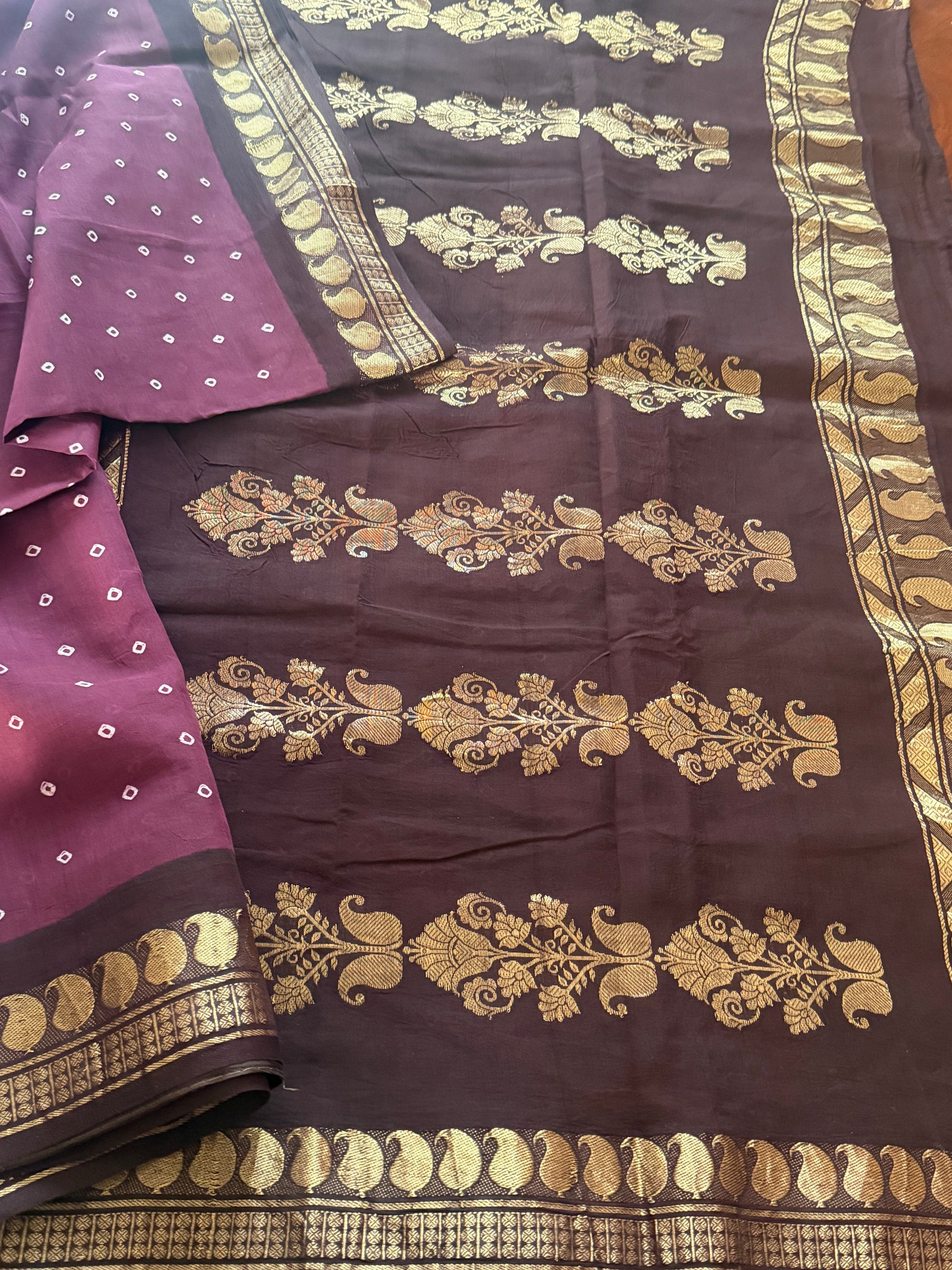 Handknotted Sungudi - London pet (Wine color)