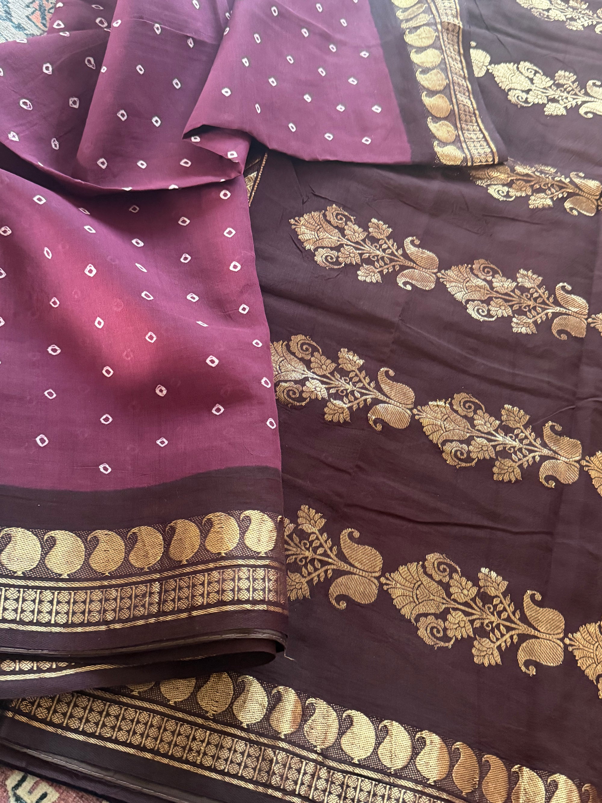 Handknotted Sungudi - London pet (Wine color)