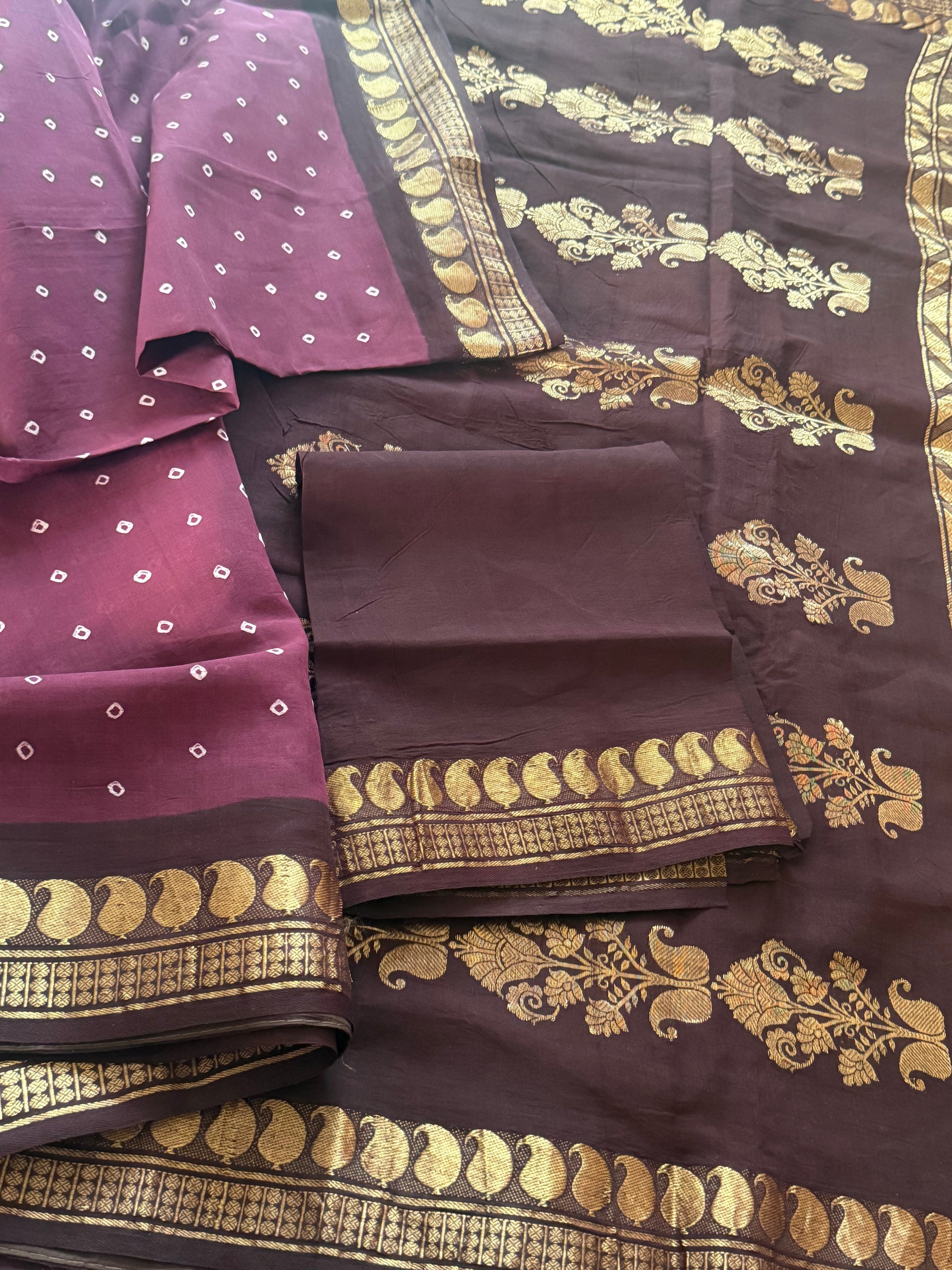 Handknotted Sungudi - London pet (Wine color)