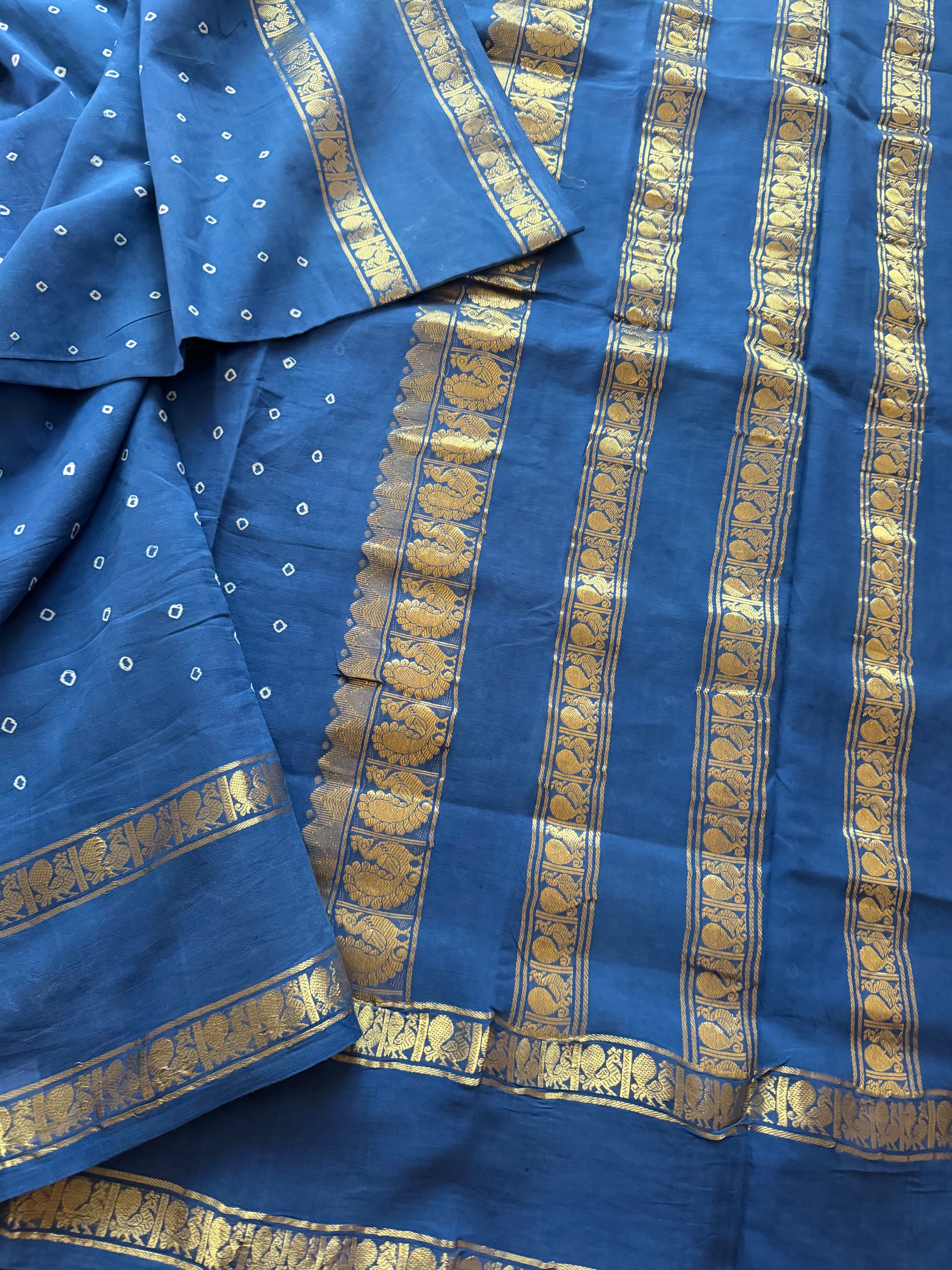 Handknotted Sungudi - Rettapettu (Cobalt Blue)