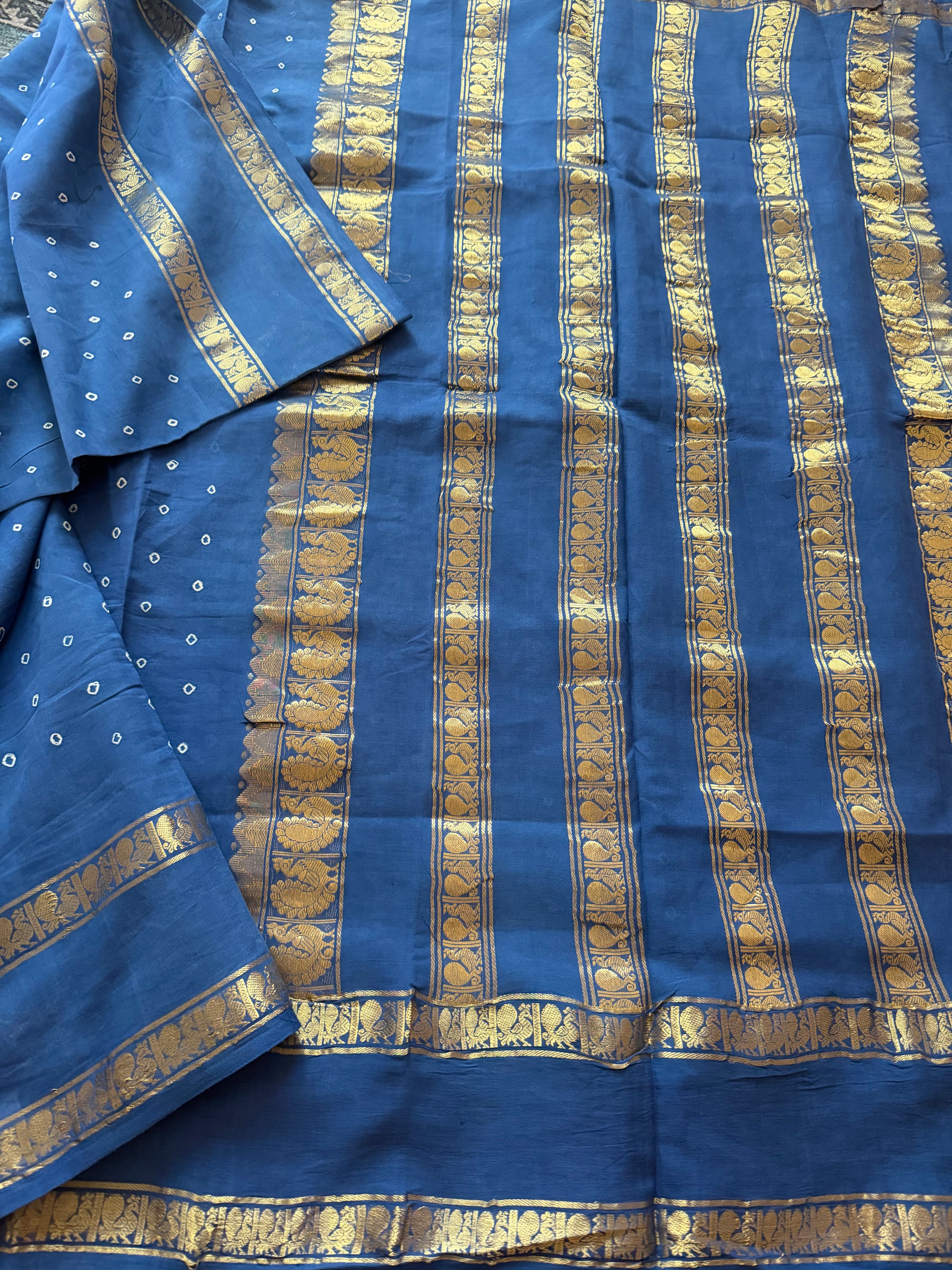 Handknotted Sungudi - Rettapettu (Cobalt Blue)