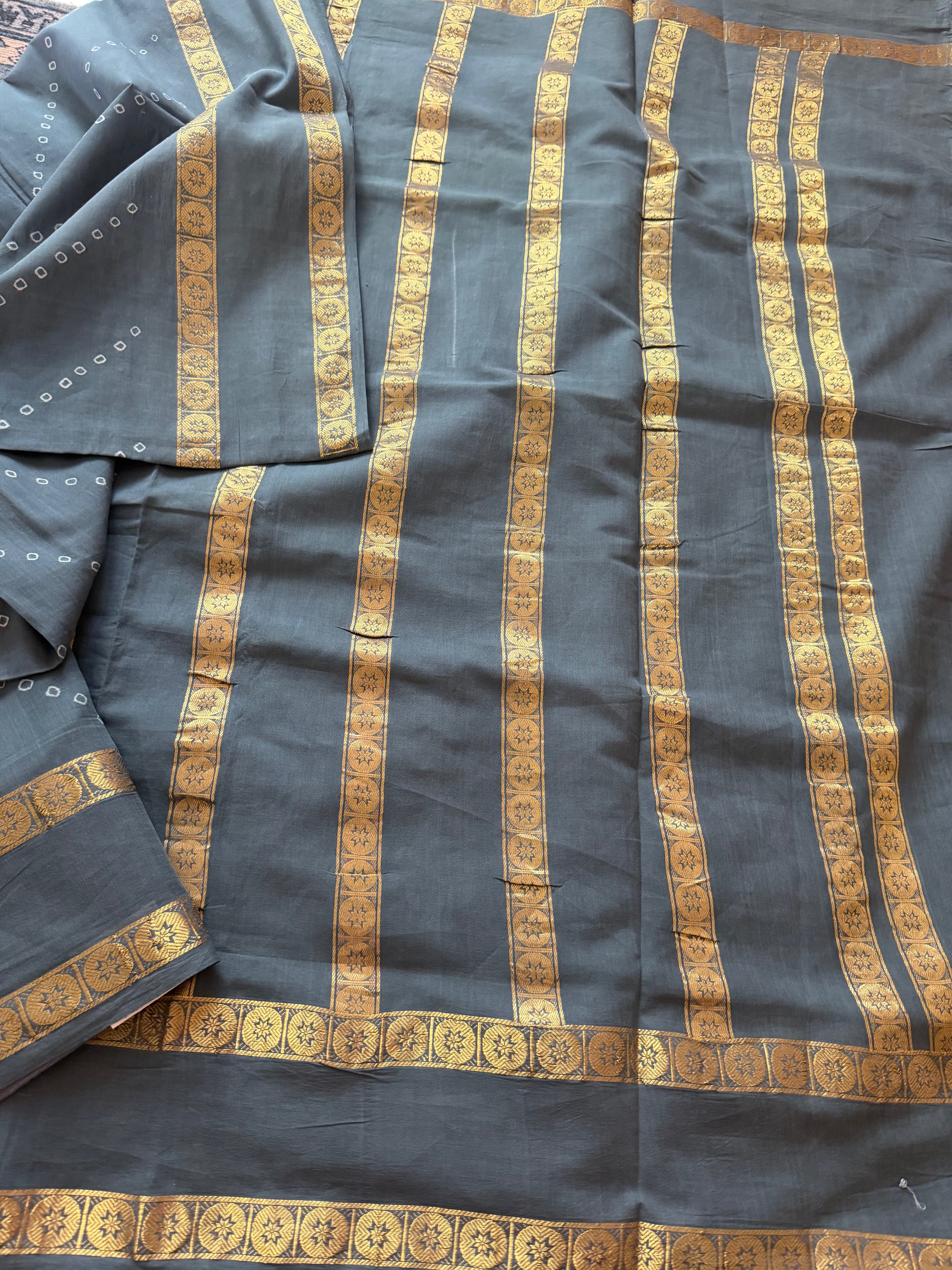 Handknotted Sungudi - Rettapettu (Slate blue-grey)