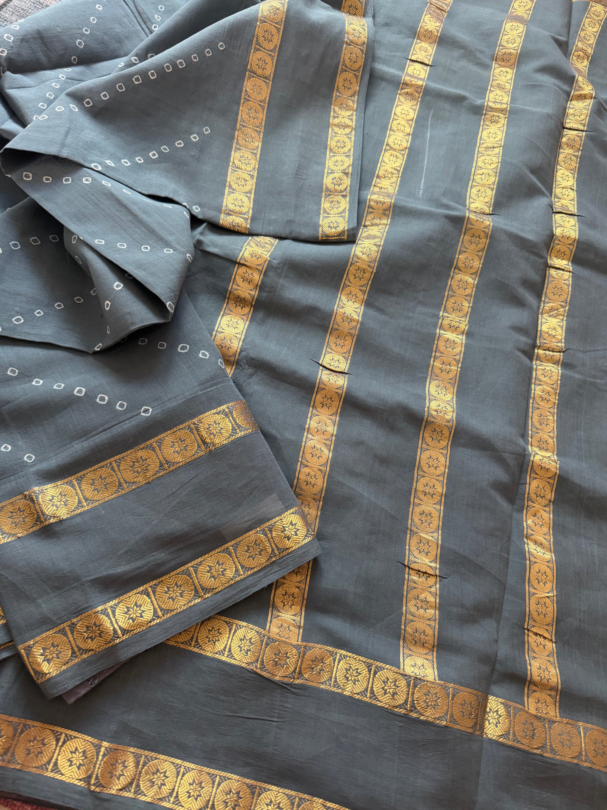Handknotted Sungudi - Rettapettu (Slate blue-grey)