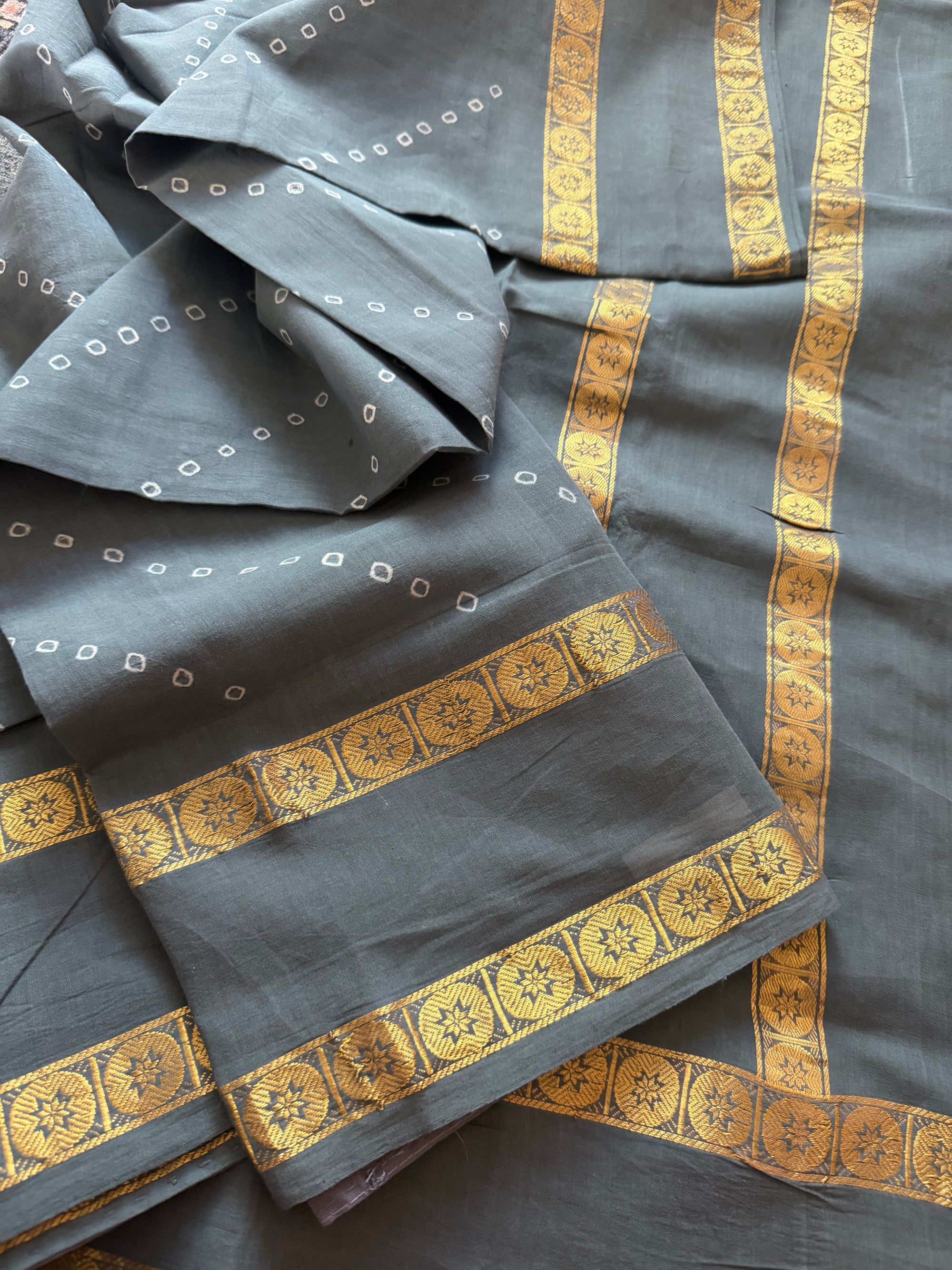 Handknotted Sungudi - Rettapettu (Slate blue-grey)