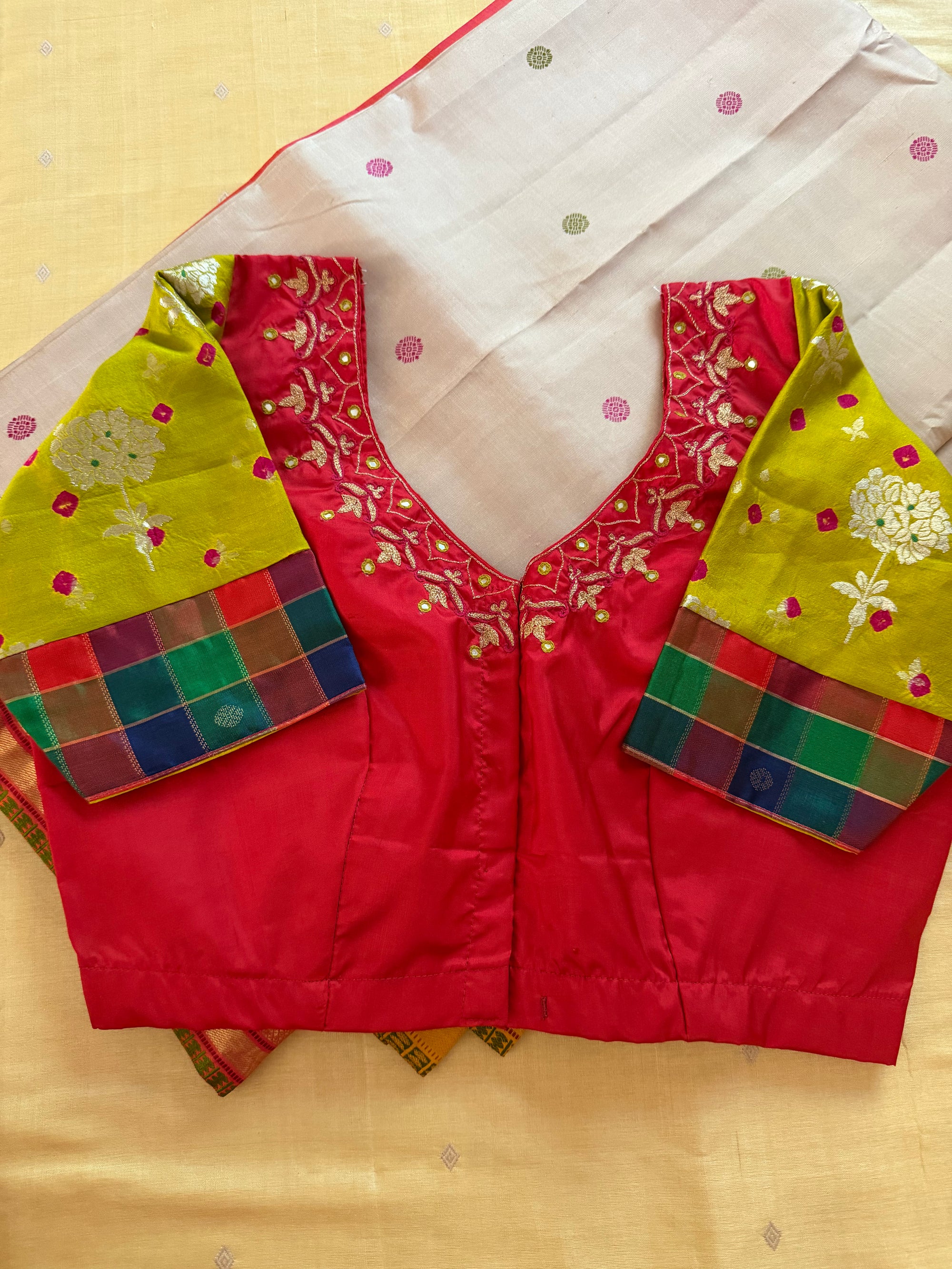 Handcrafted Ready to Wear Blouse : Kanjivaram Silk (Red)