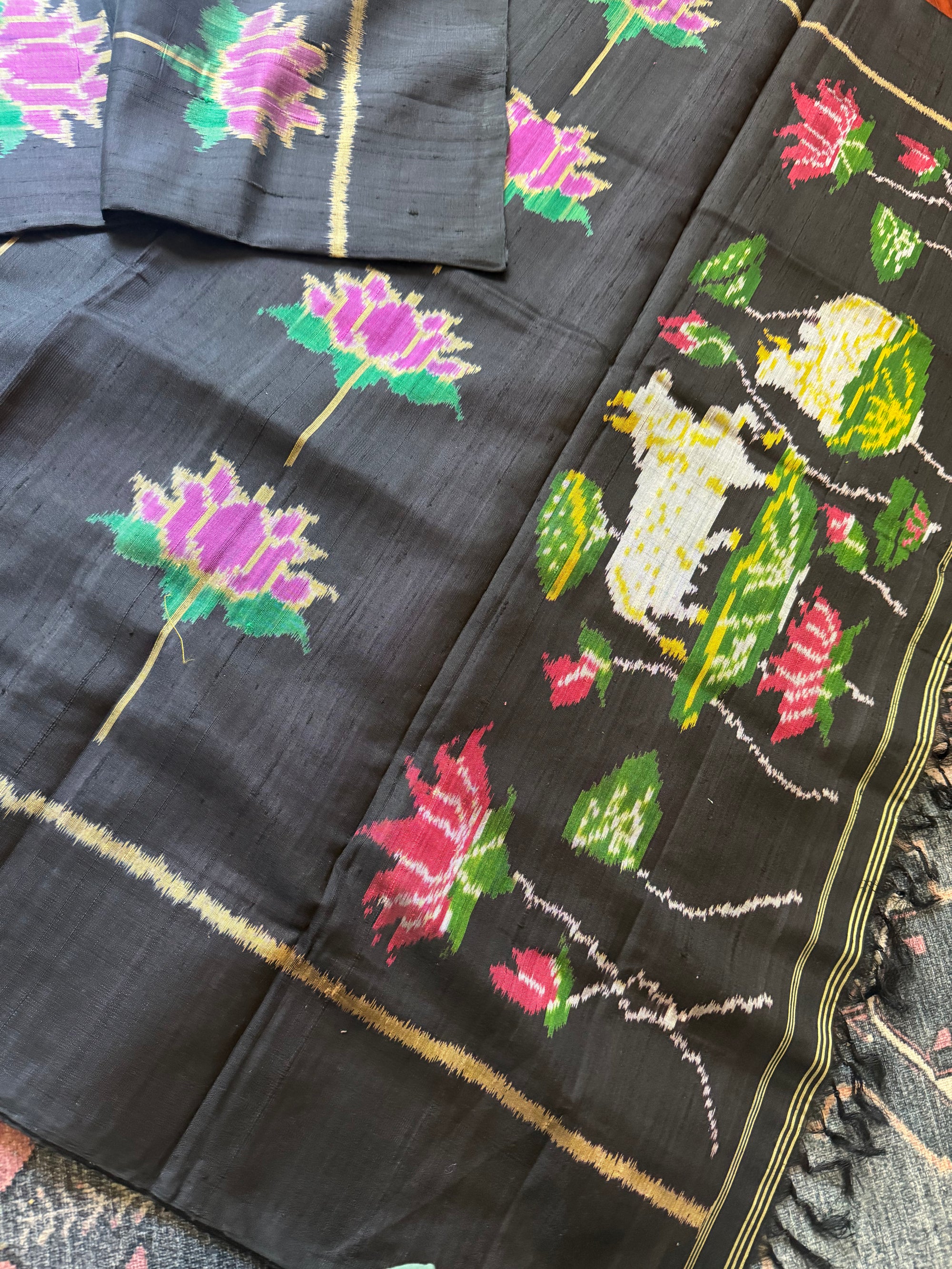 Patola Ikat Raw Silk : Black