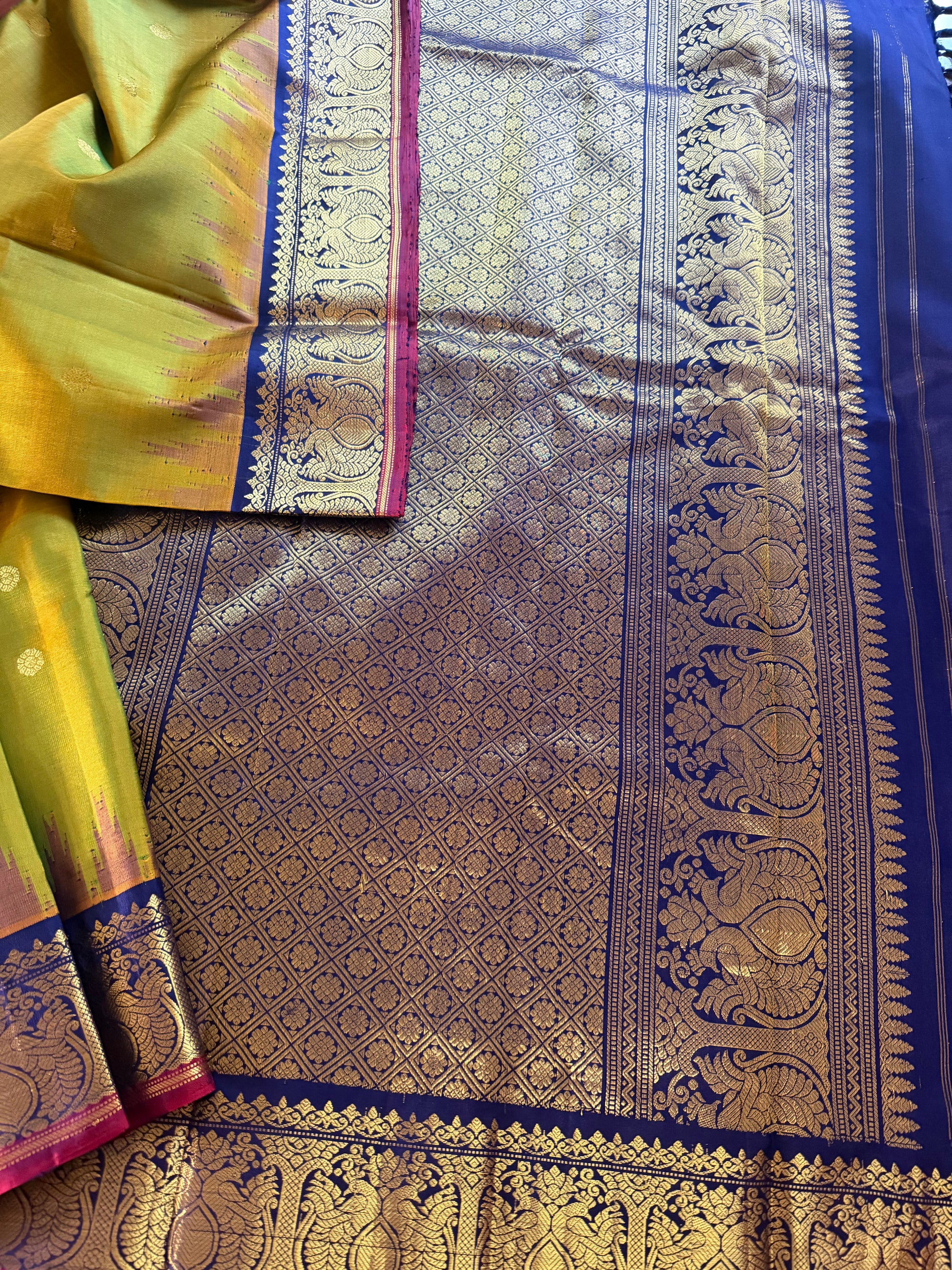 Kuttu Gadwal Silk : Olive Green + Ink Blue