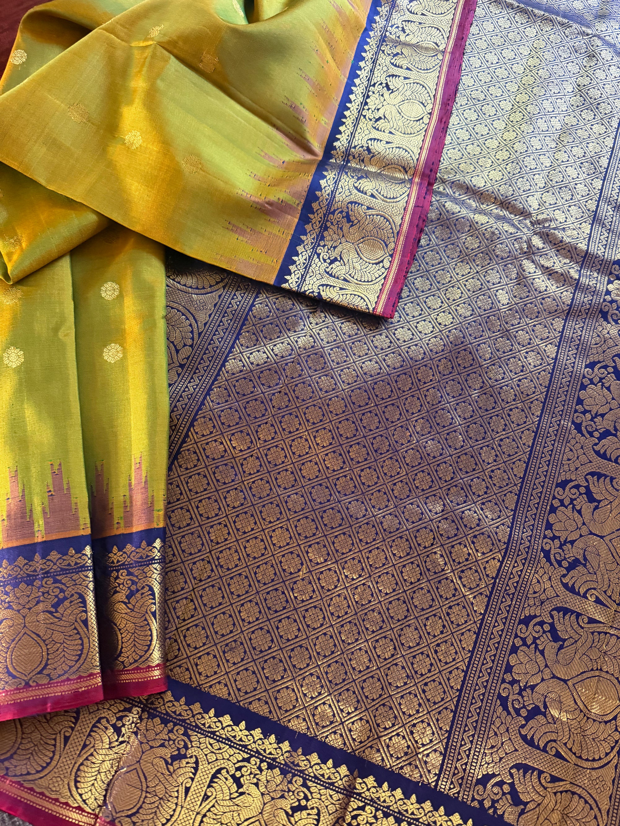 Kuttu Gadwal Silk : Olive Green + Ink Blue