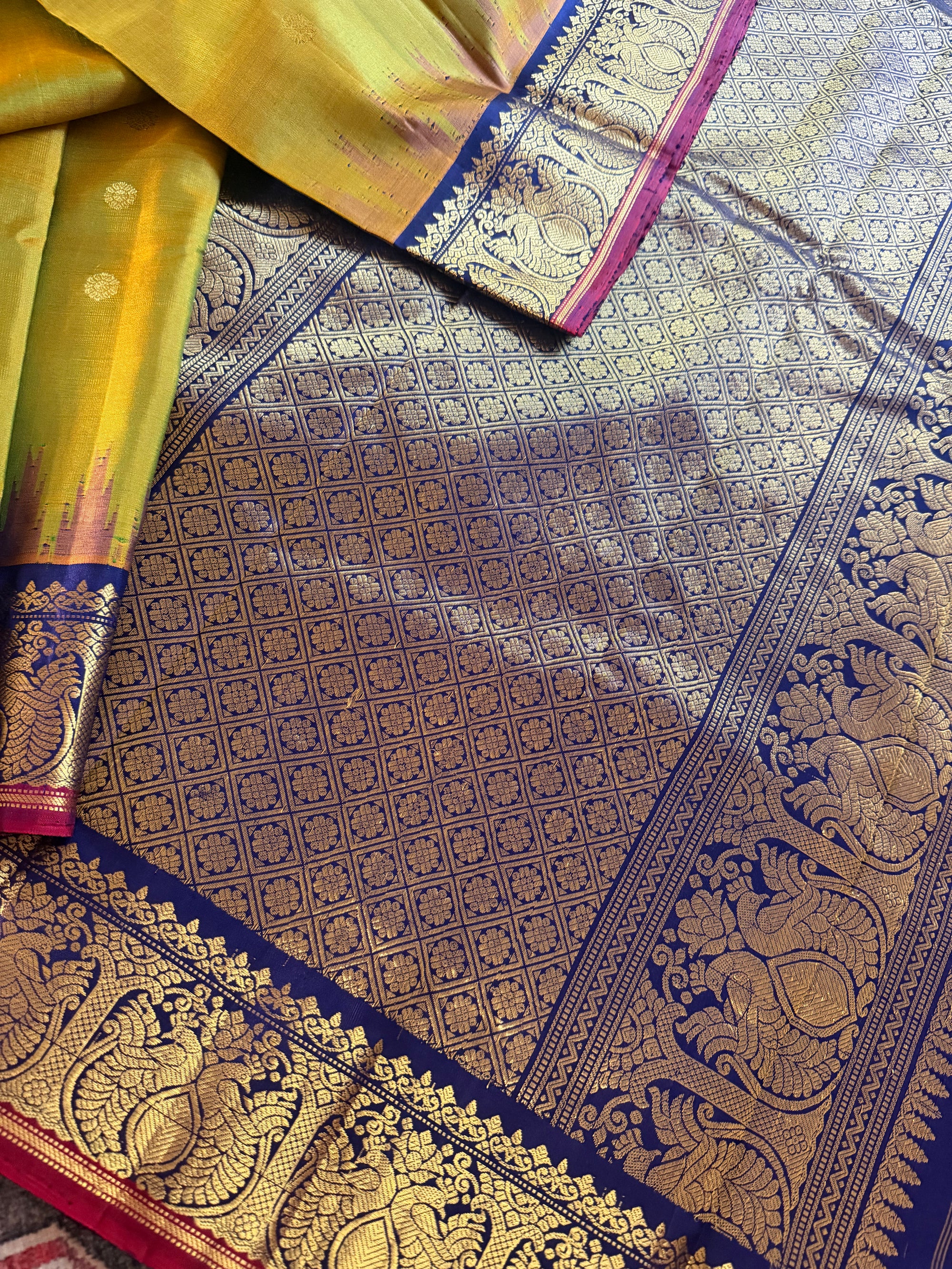 Kuttu Gadwal Silk : Olive Green + Ink Blue