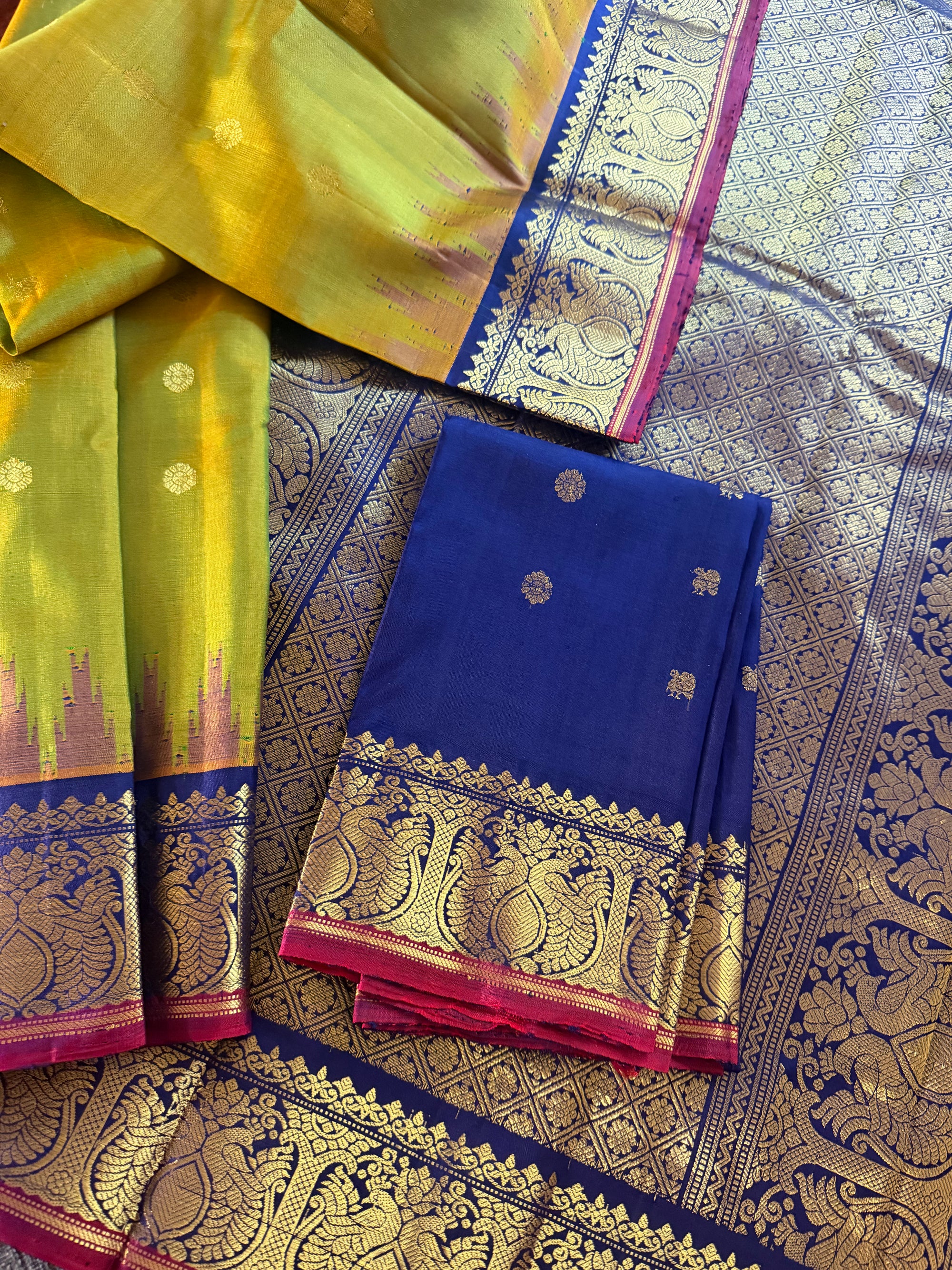 Kuttu Gadwal Silk : Olive Green + Ink Blue