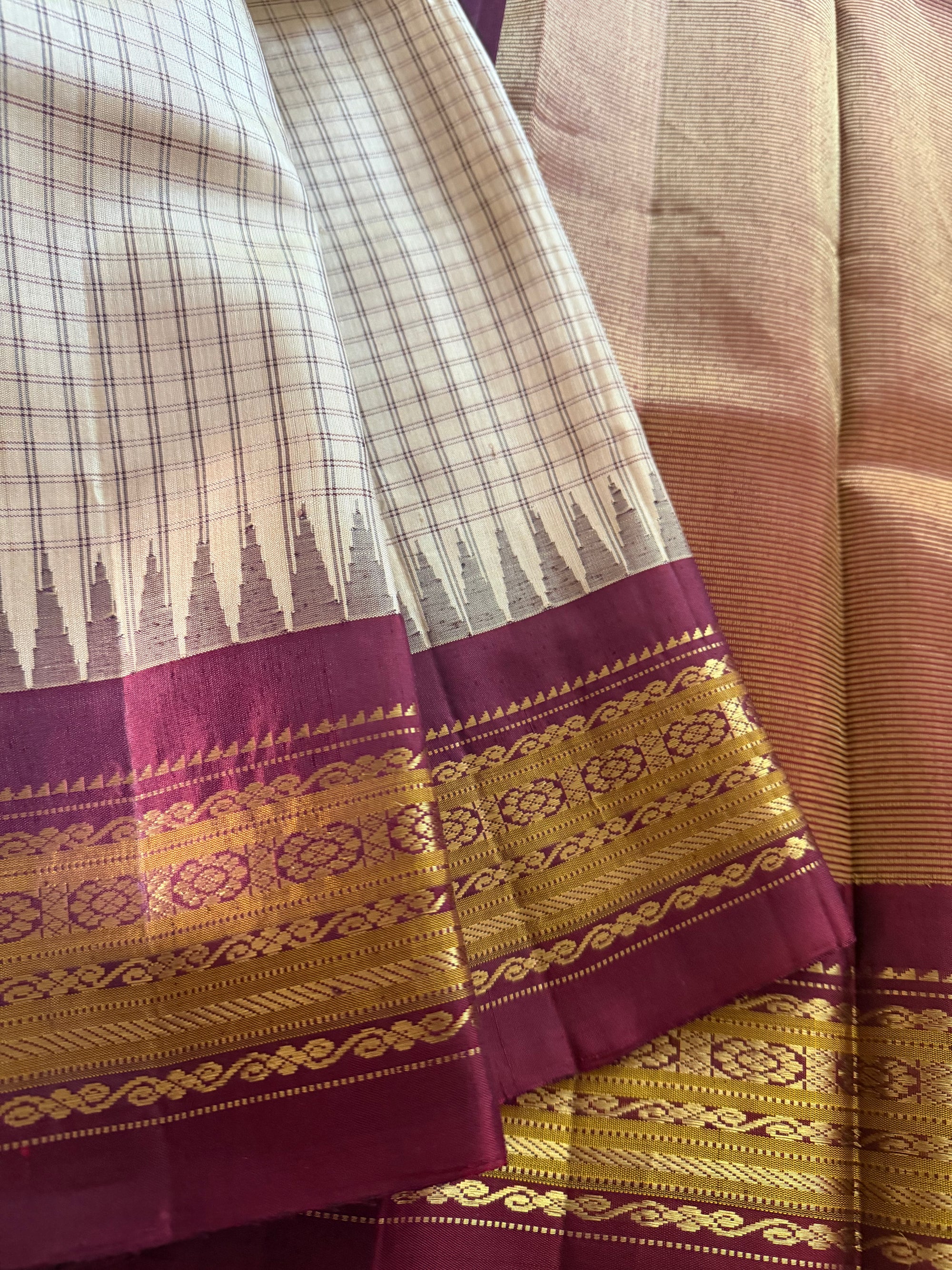 Kuttu Gadwal Silk : Wheat + Brown