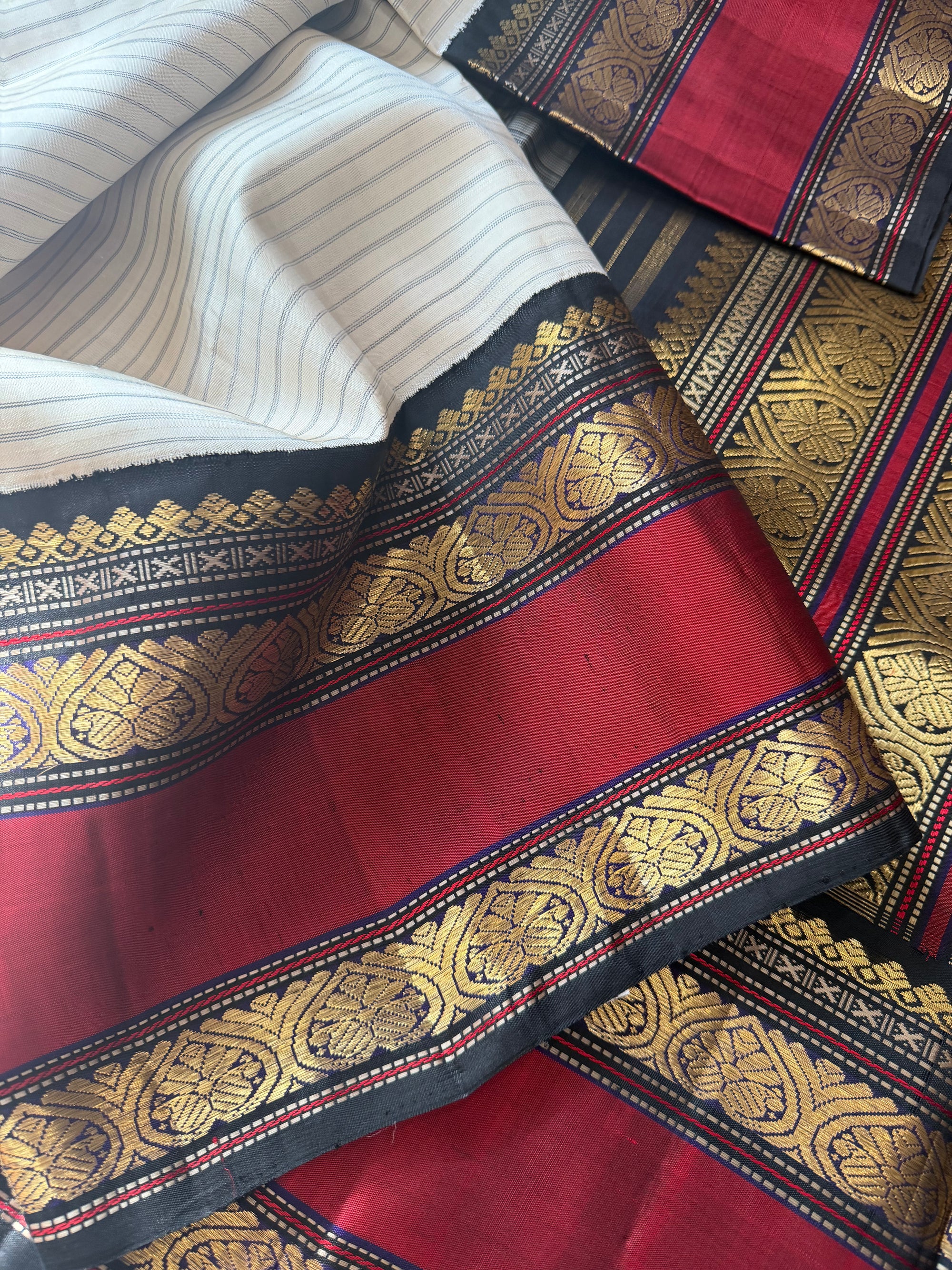 MYTHILI:  Vintage Korvai Kanjivaram (Ivory Black)
