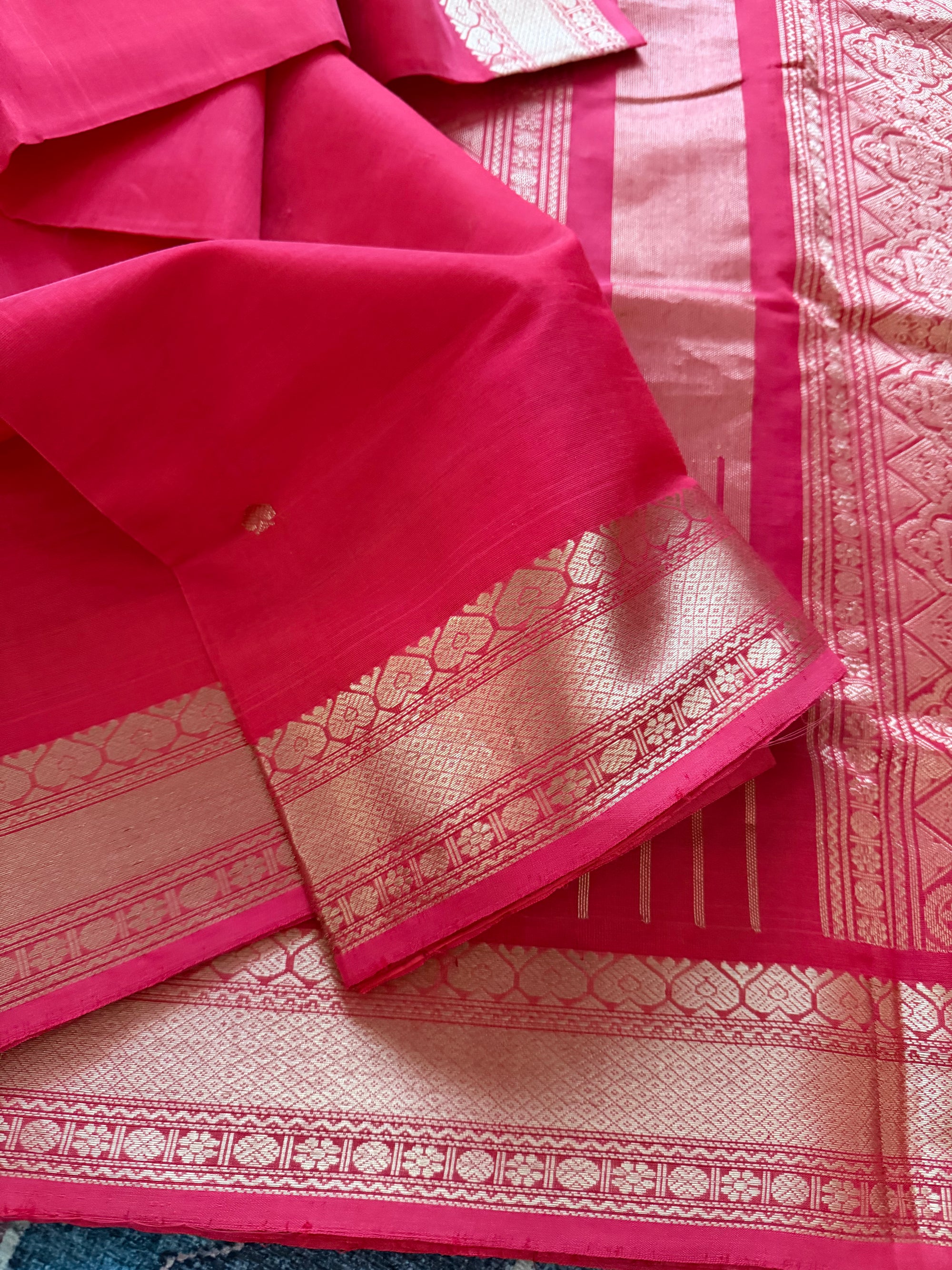 Silk Cotton :  Reddish Pink Self borders