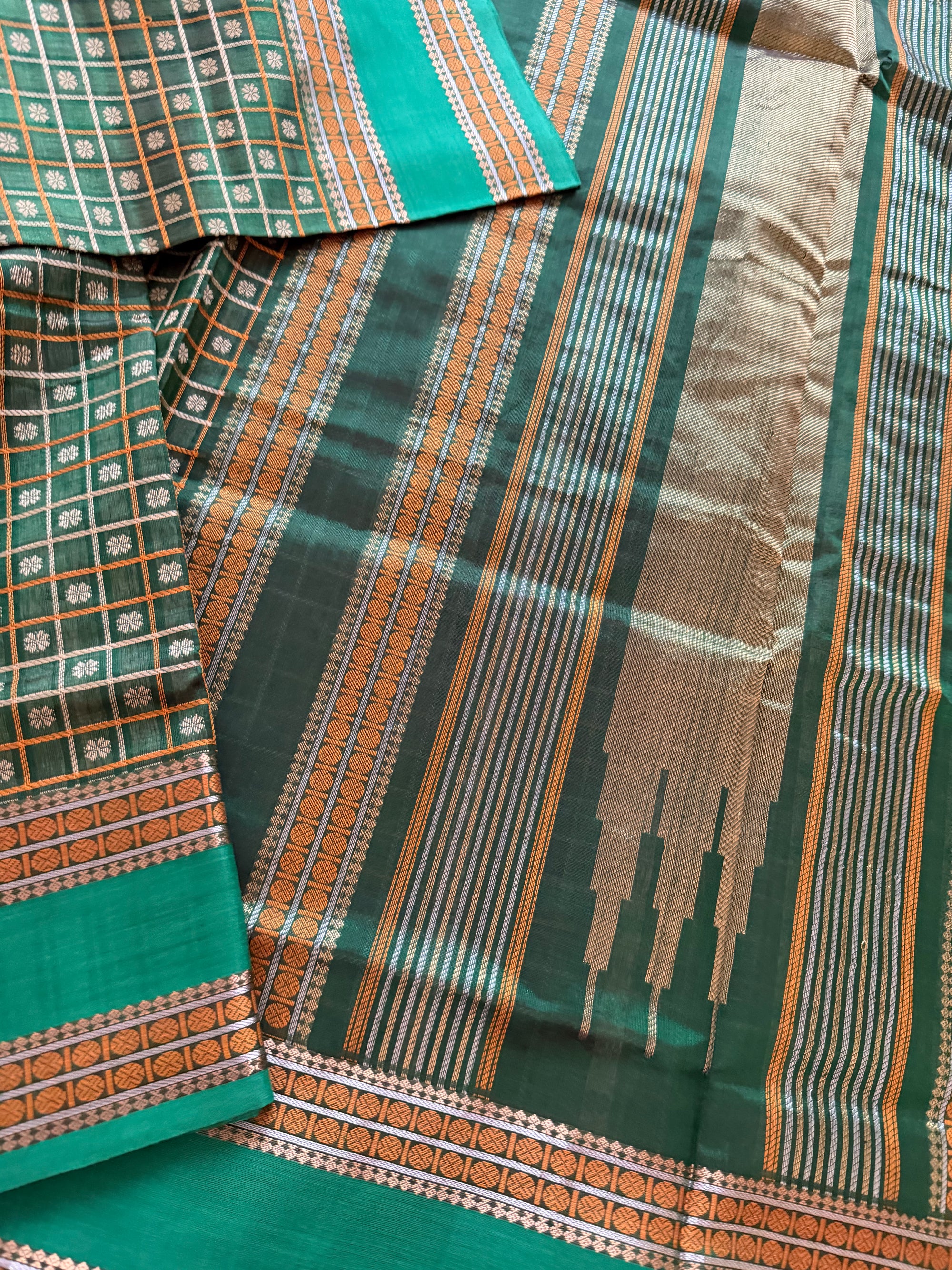 Silk Cotton :  1000 Butta (Green)
