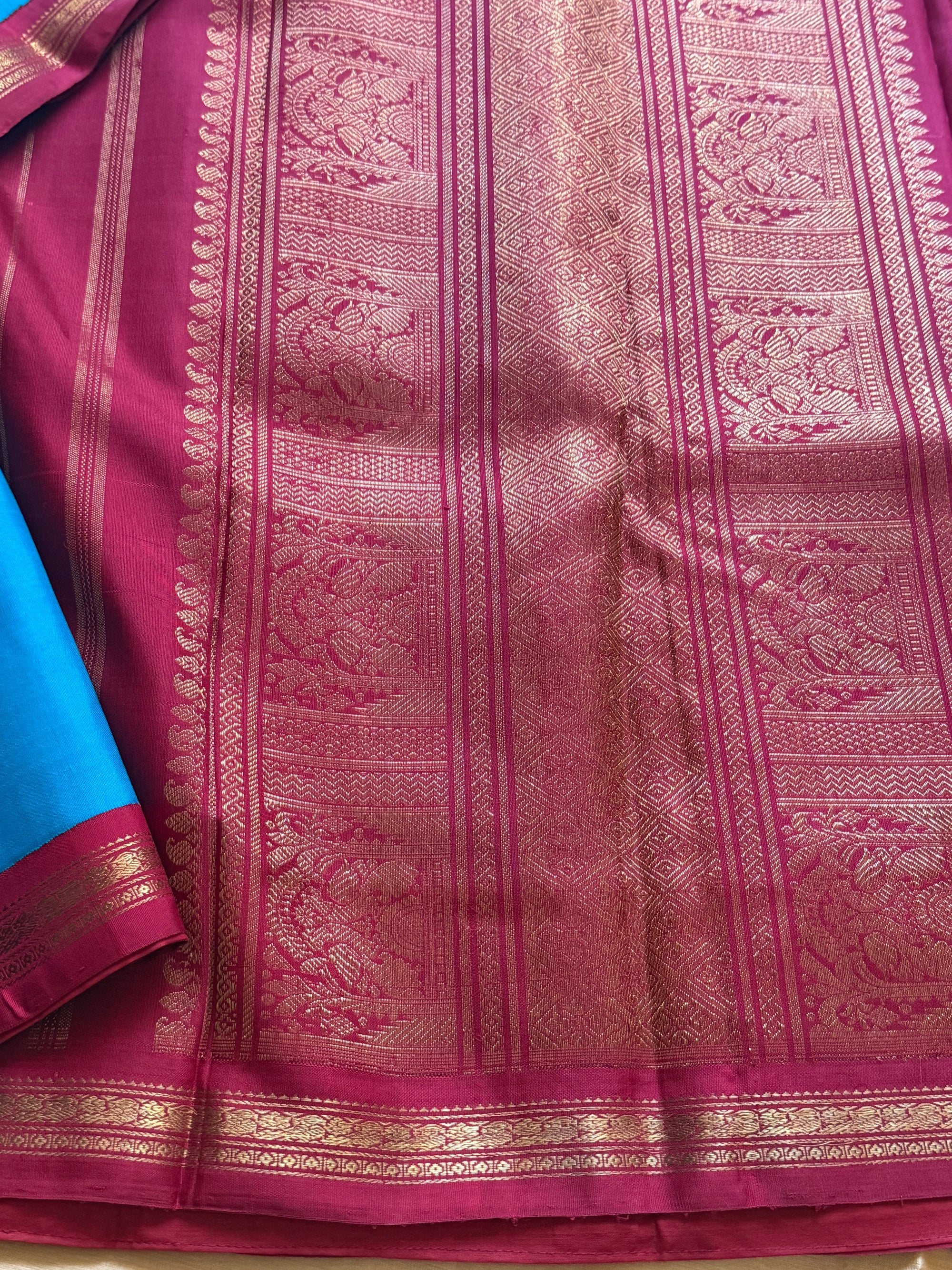 MAATHEY: Small border korvai Kanivaram (Ananda Blue &amp; Red)
