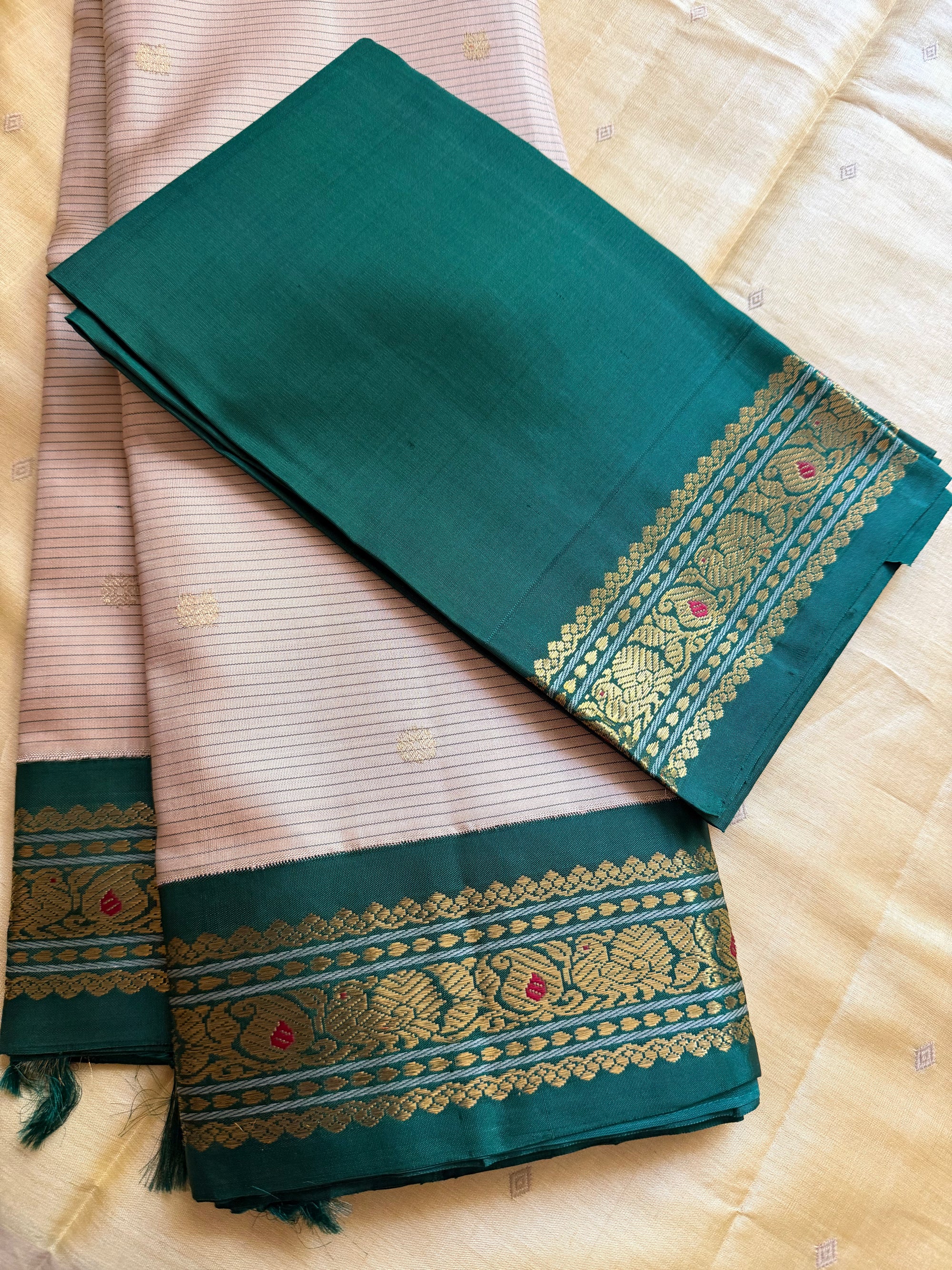 MYTHILI:  Korvai Kanjivaram Silk (Ivory + Offwhite / Teal Green)