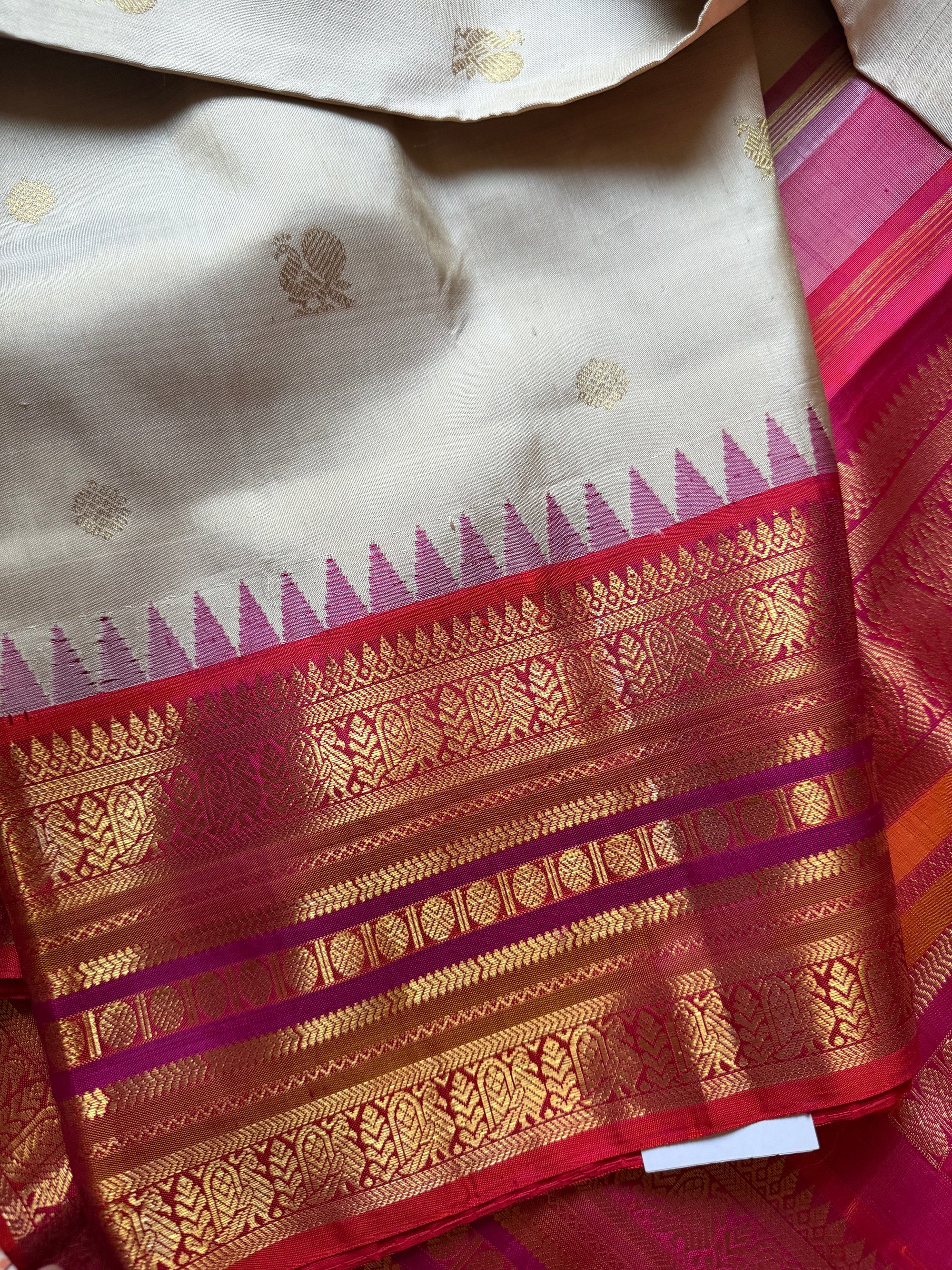MYTHILI:  Vintage Kanjivaram