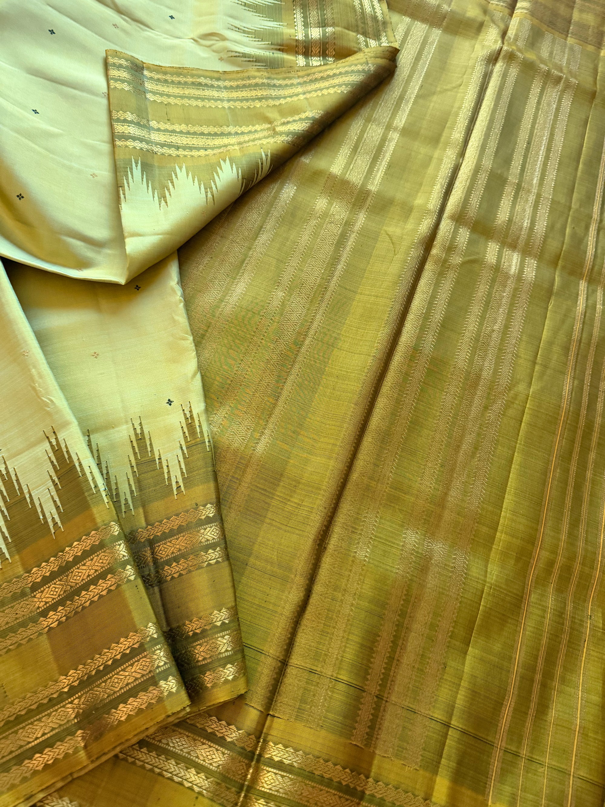 MYTHILI: Golden Green on Green (Vintage Kanjivaram)