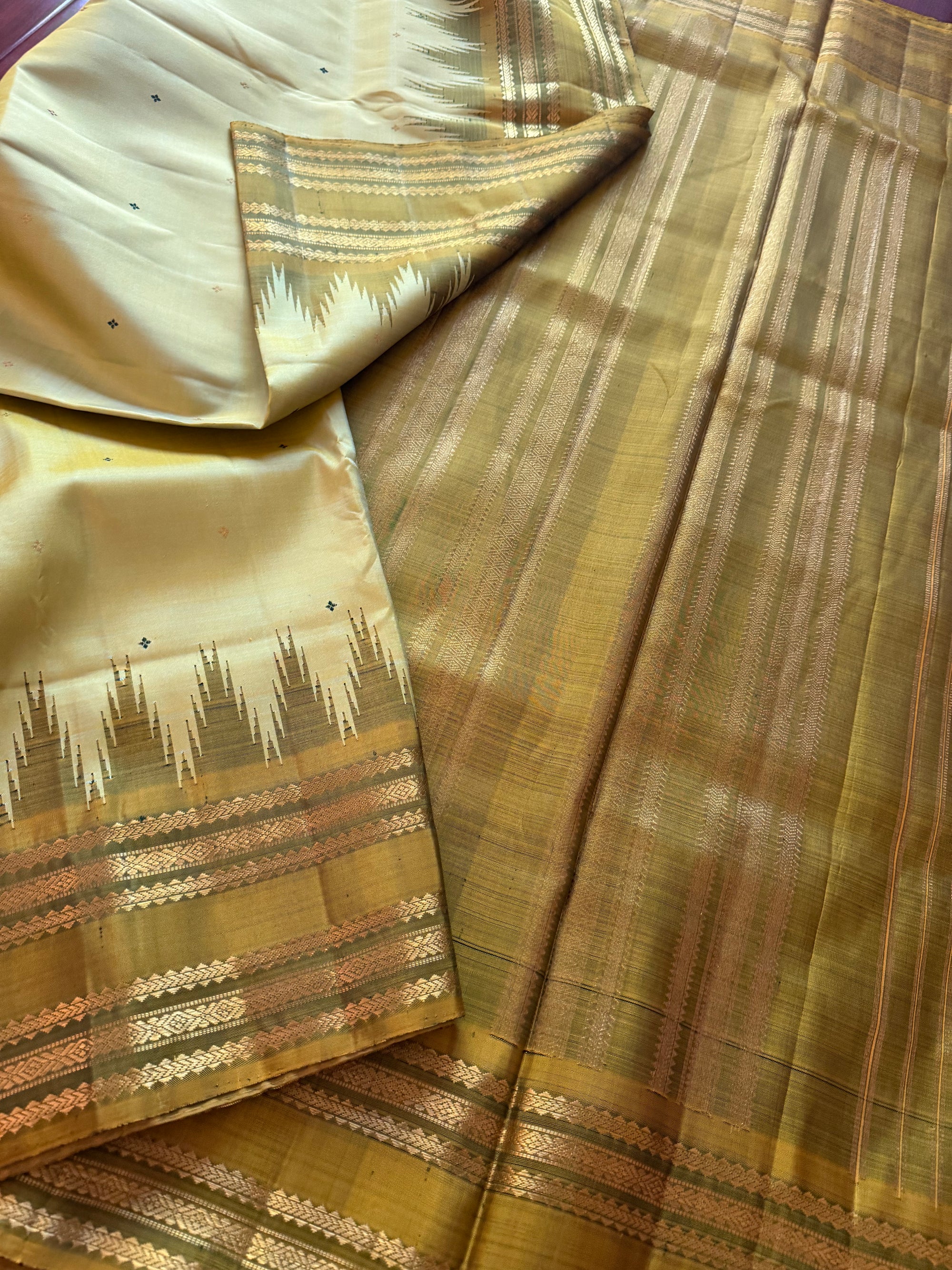 MYTHILI: Golden Green on Green (Vintage Kanjivaram)