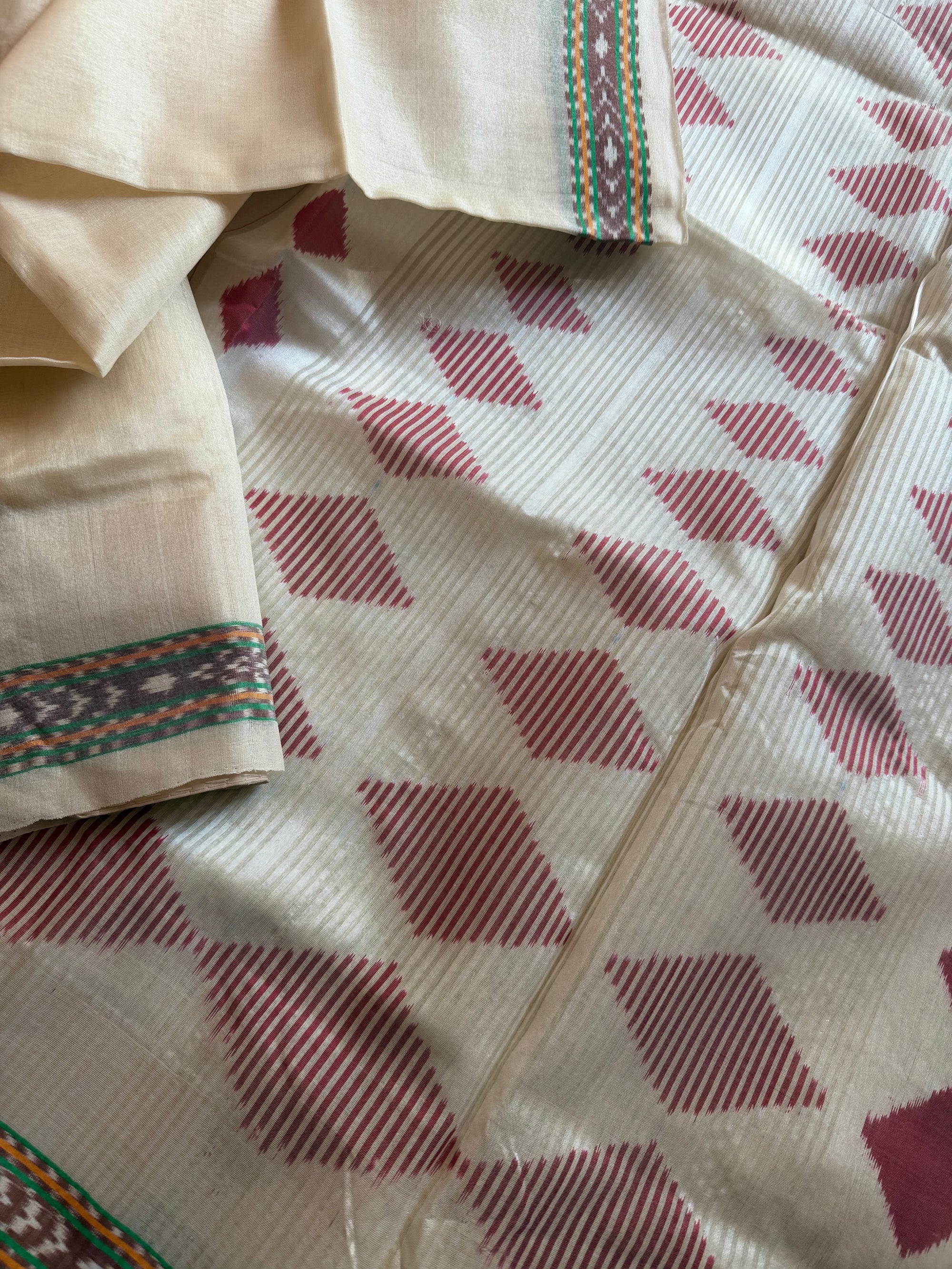 Pochampally Ikat: Organza
